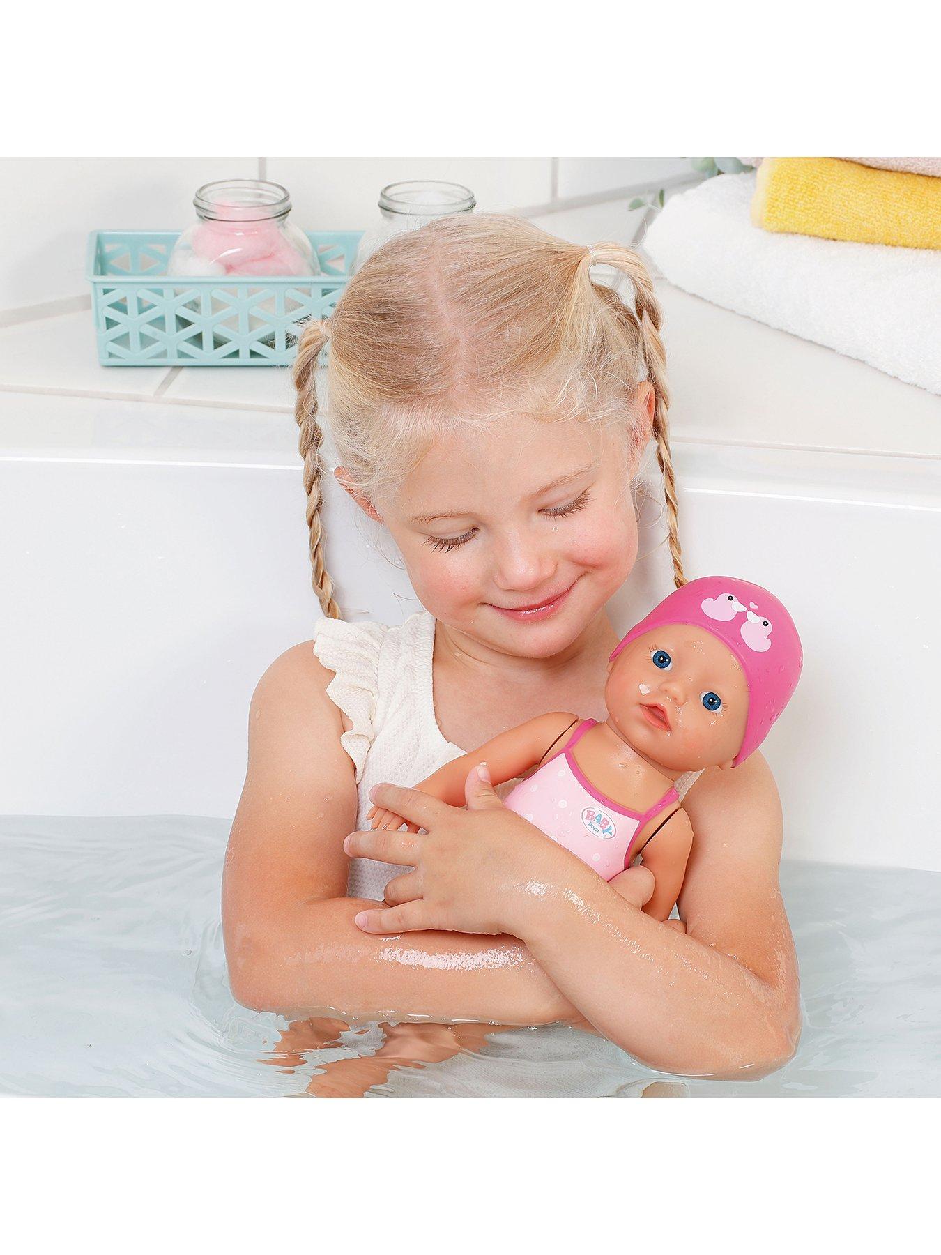 baby born that swims