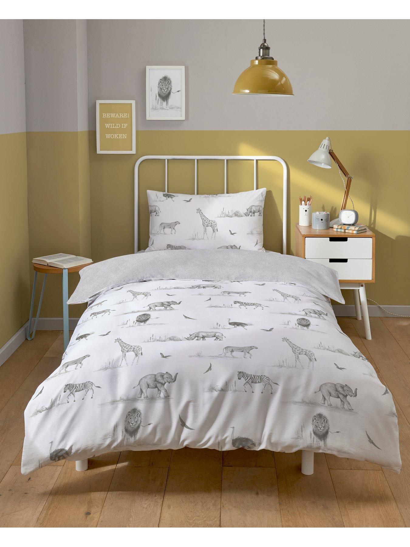 Sam Faiers Little Knightleys Zambezi Duvet Cover Set White/Grey