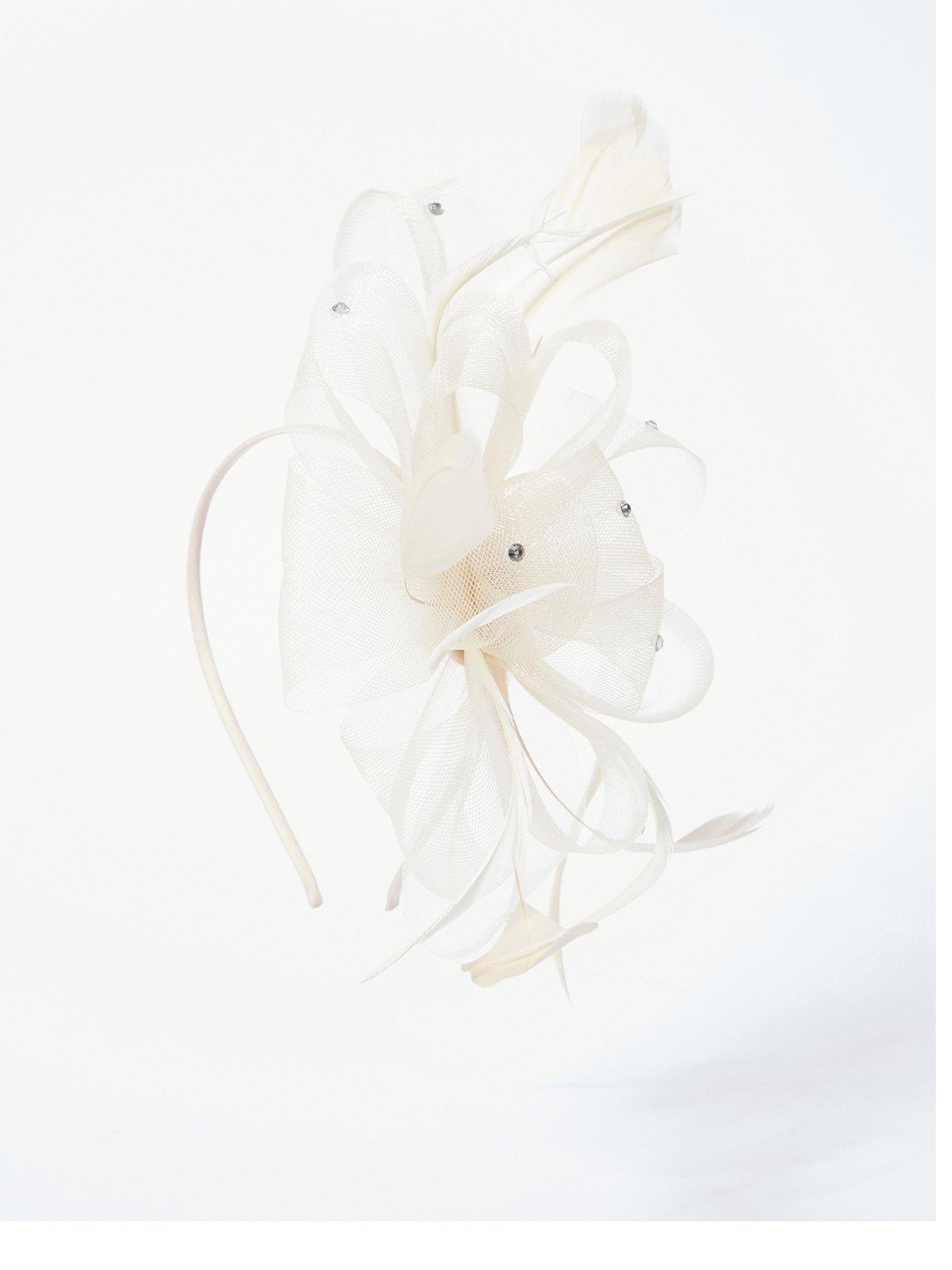 quiz-diamante-feather-headband-fascinator