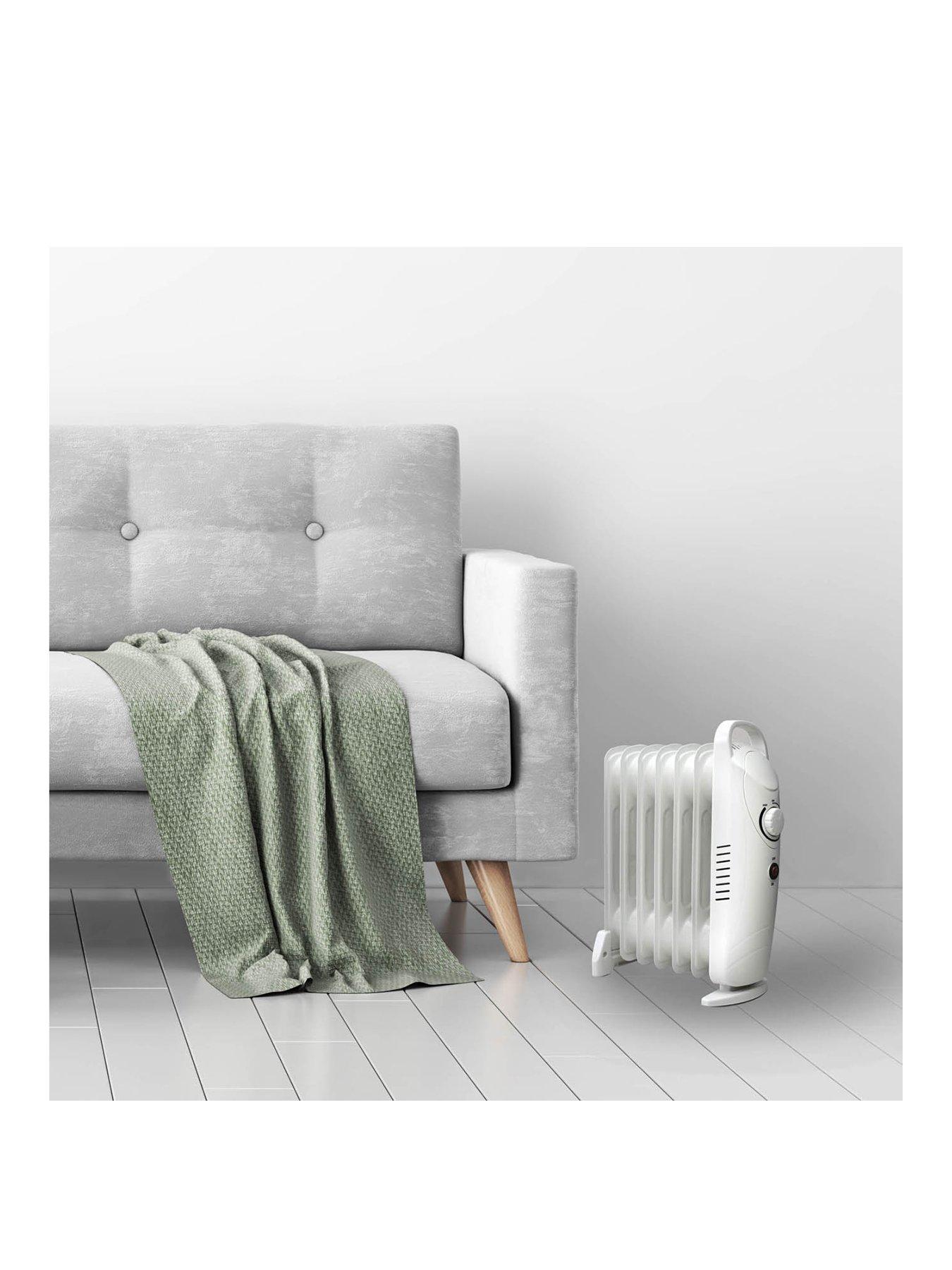 Image 1 of 5 of Streetwize Accessories 700W Oil Filled Radiator