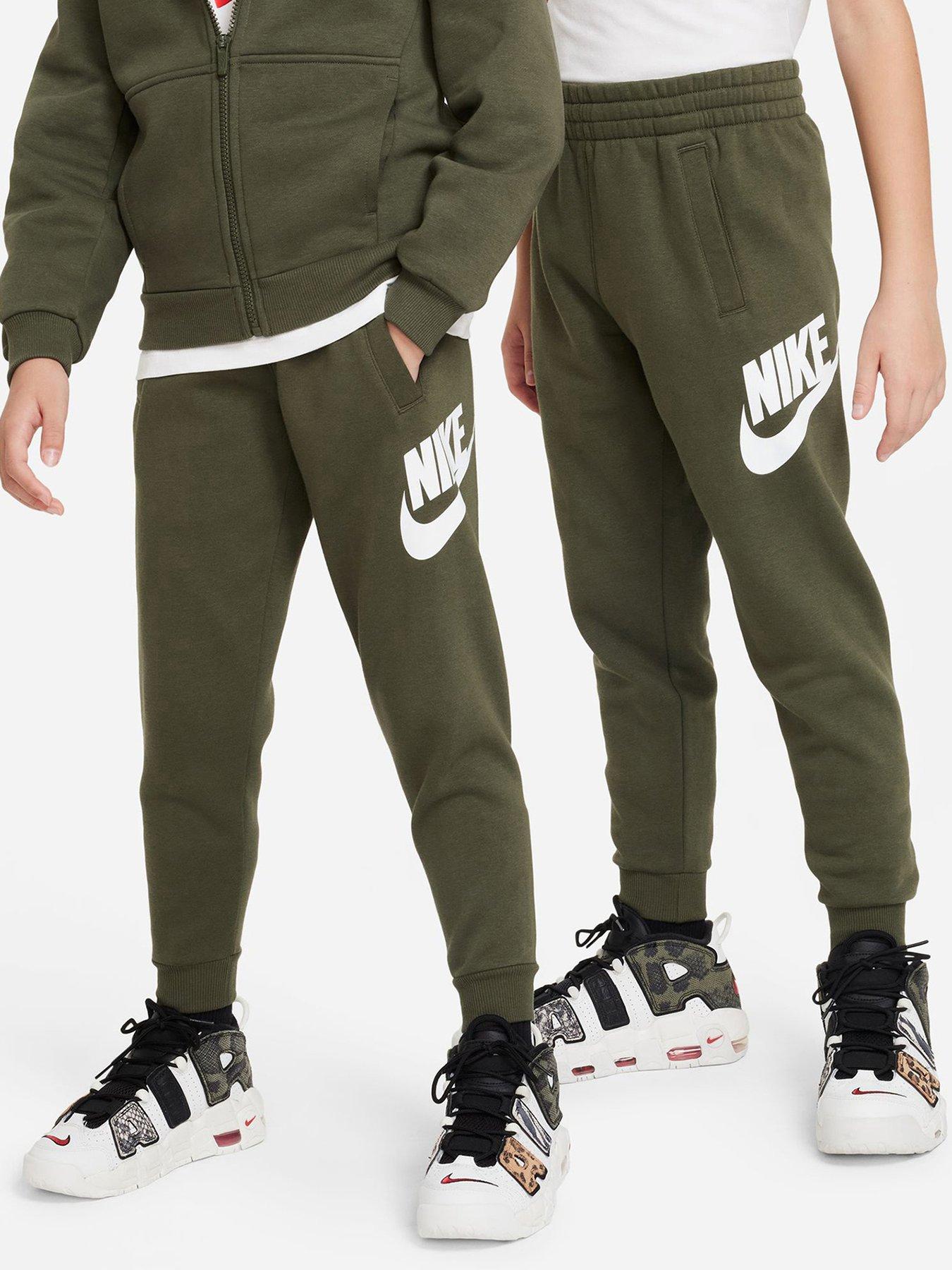 Nike Club Fleece Cuffed Cargo Sweatpants In Khaki - Khaki-green