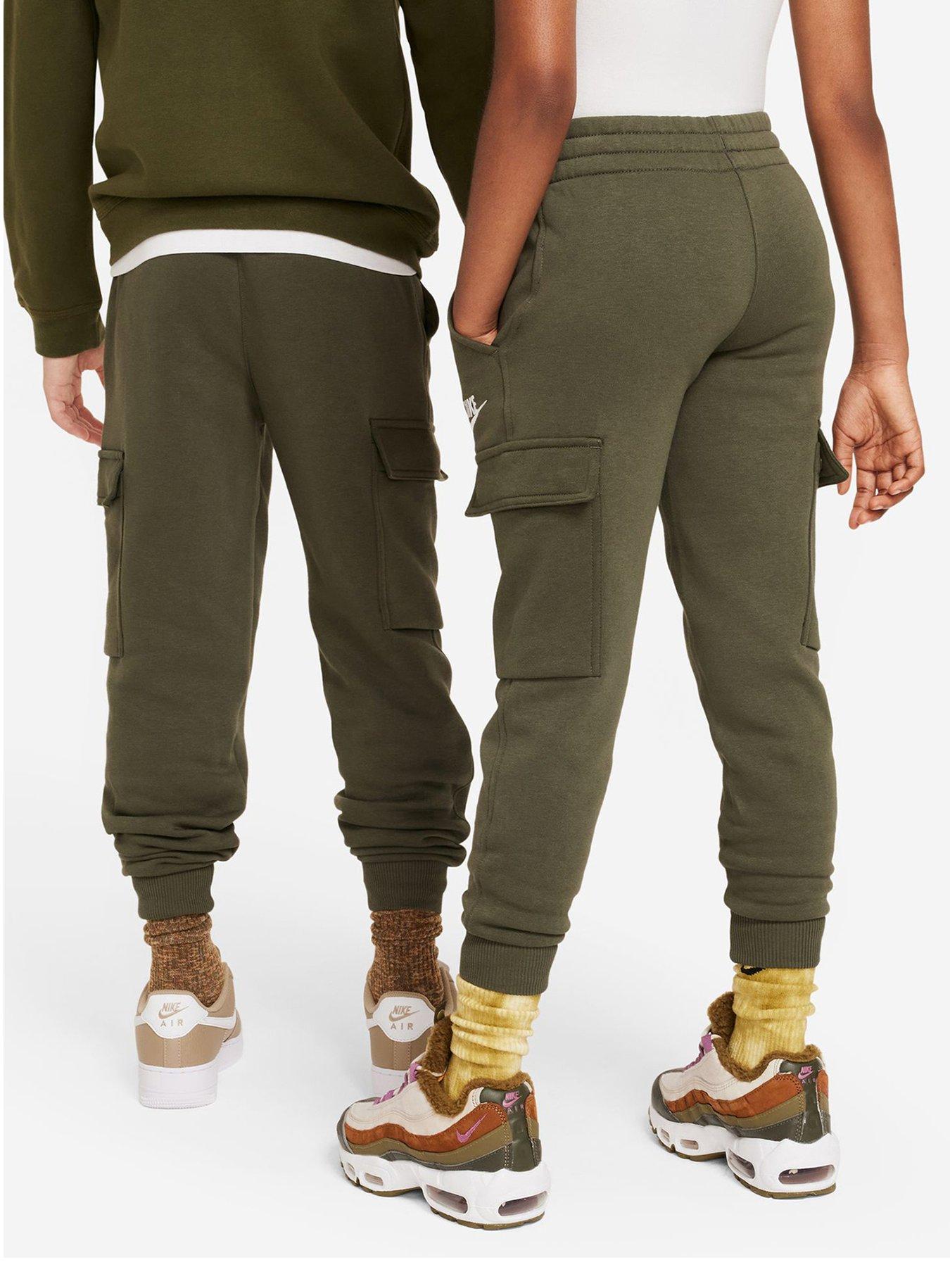 Nike Club Fleece Cuffed Cargo Sweatpants In Khaki - Khaki-green