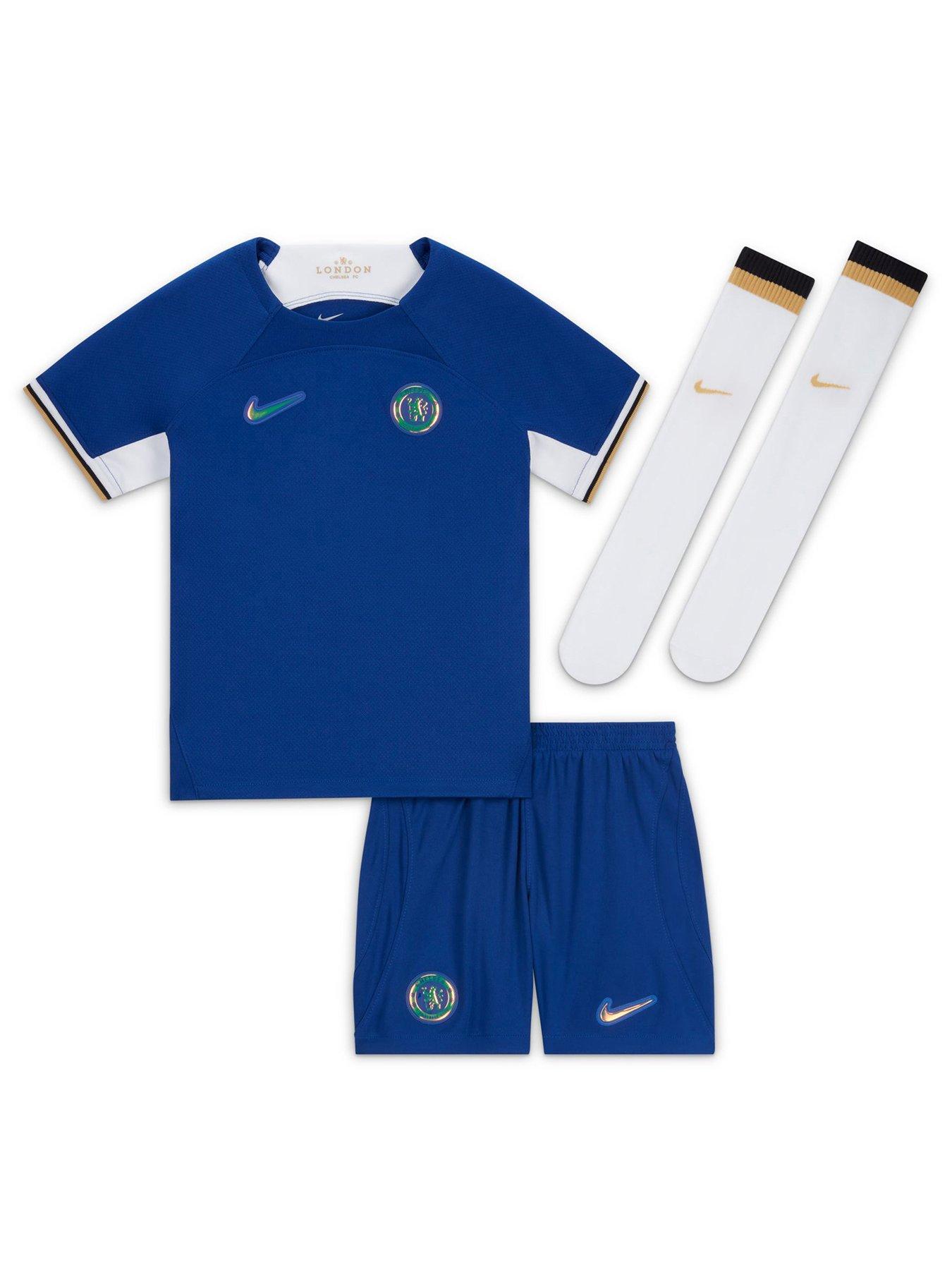 Junior football kit store sale