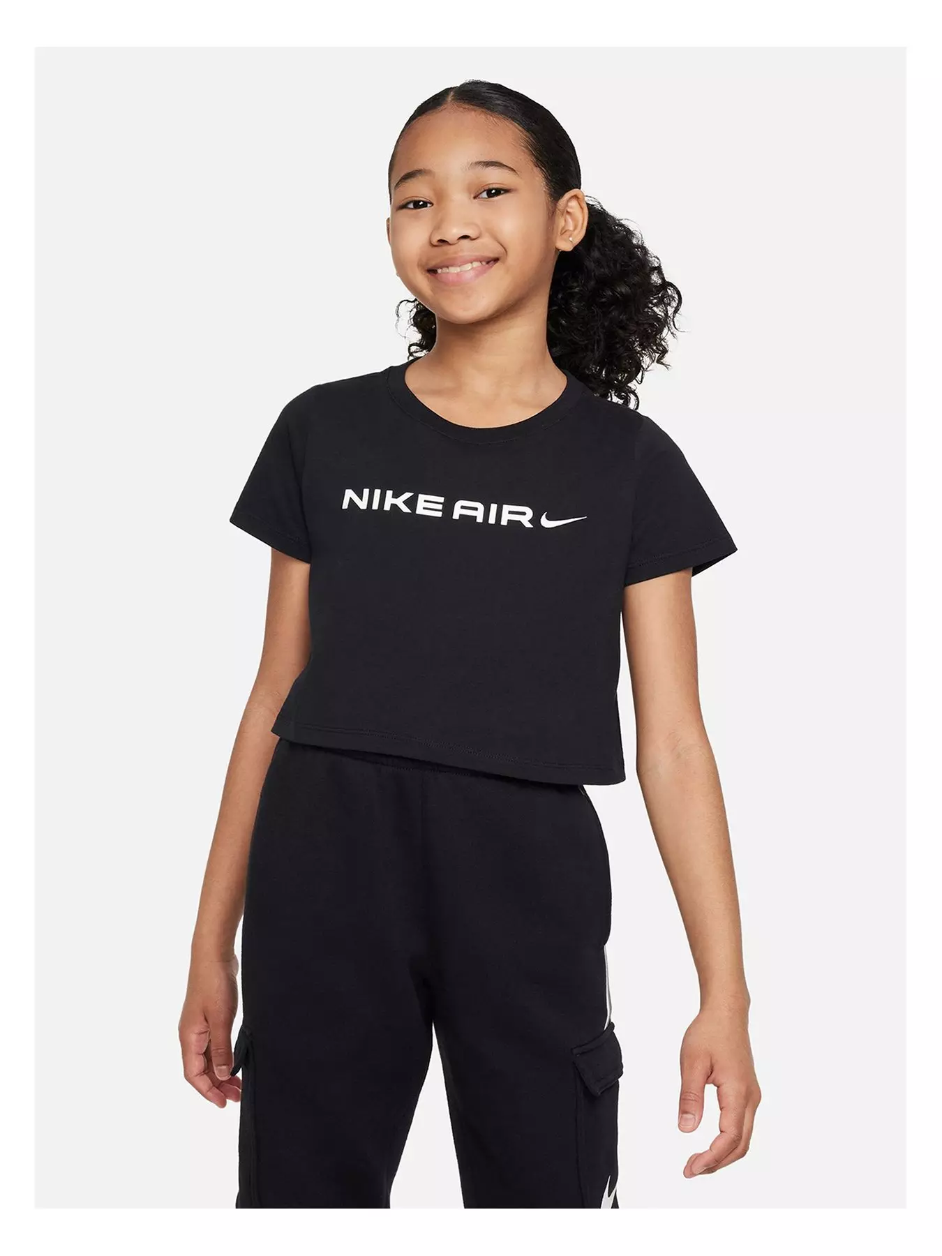 Girls' T-Shirts & Tops. Nike UK