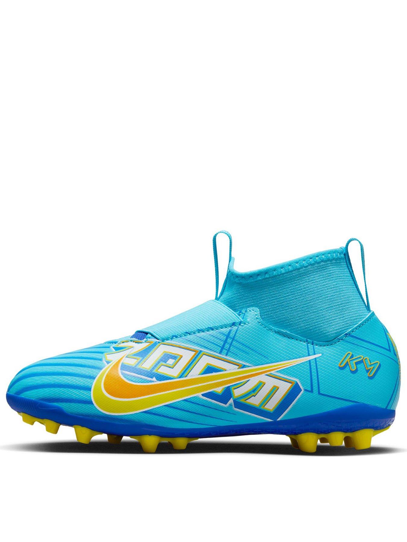 Nike junior hotsell football boots mercurial