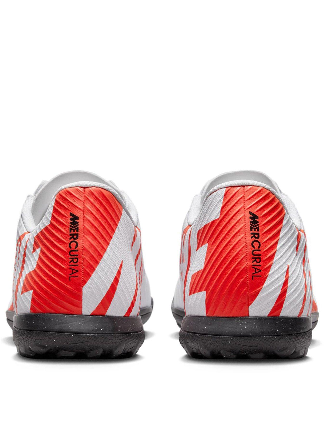Nike Mercurial Astro Turf football boots silver & orange, size