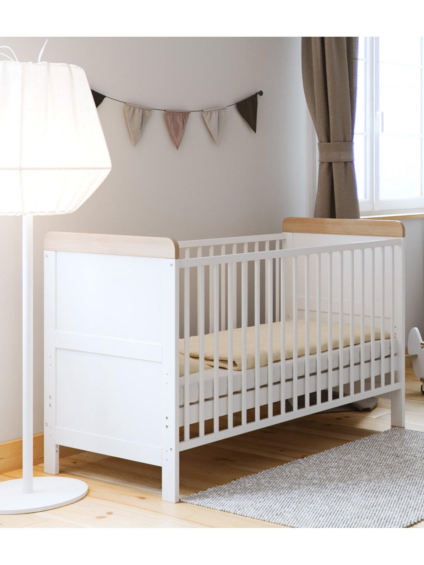 Little Acorns Classic 2-Tone Cot Bed - White/Oak