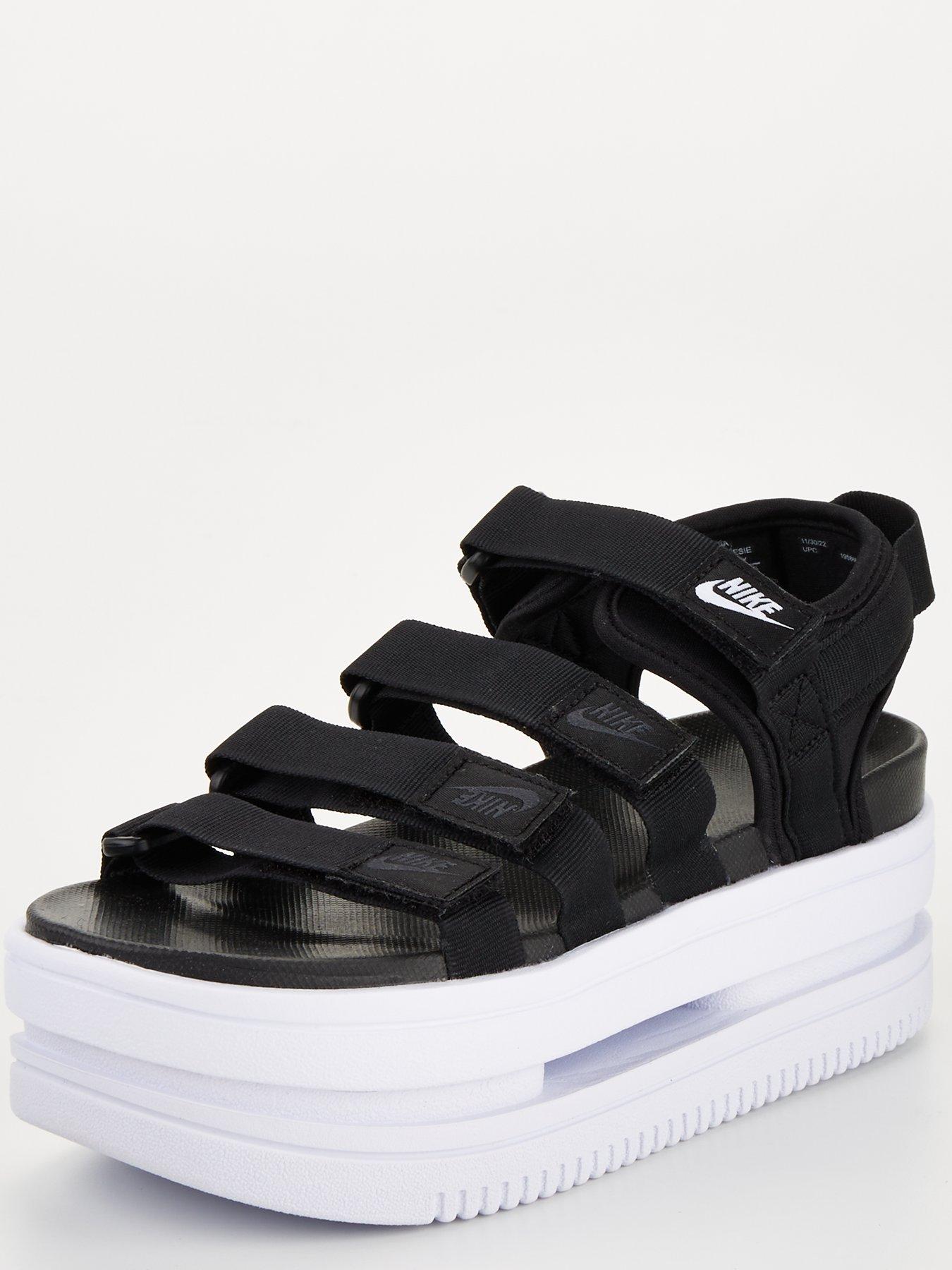 Nike best sale sandals black