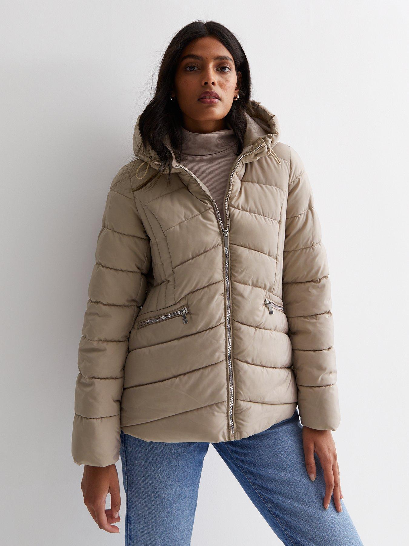 Light puff outlet jacket