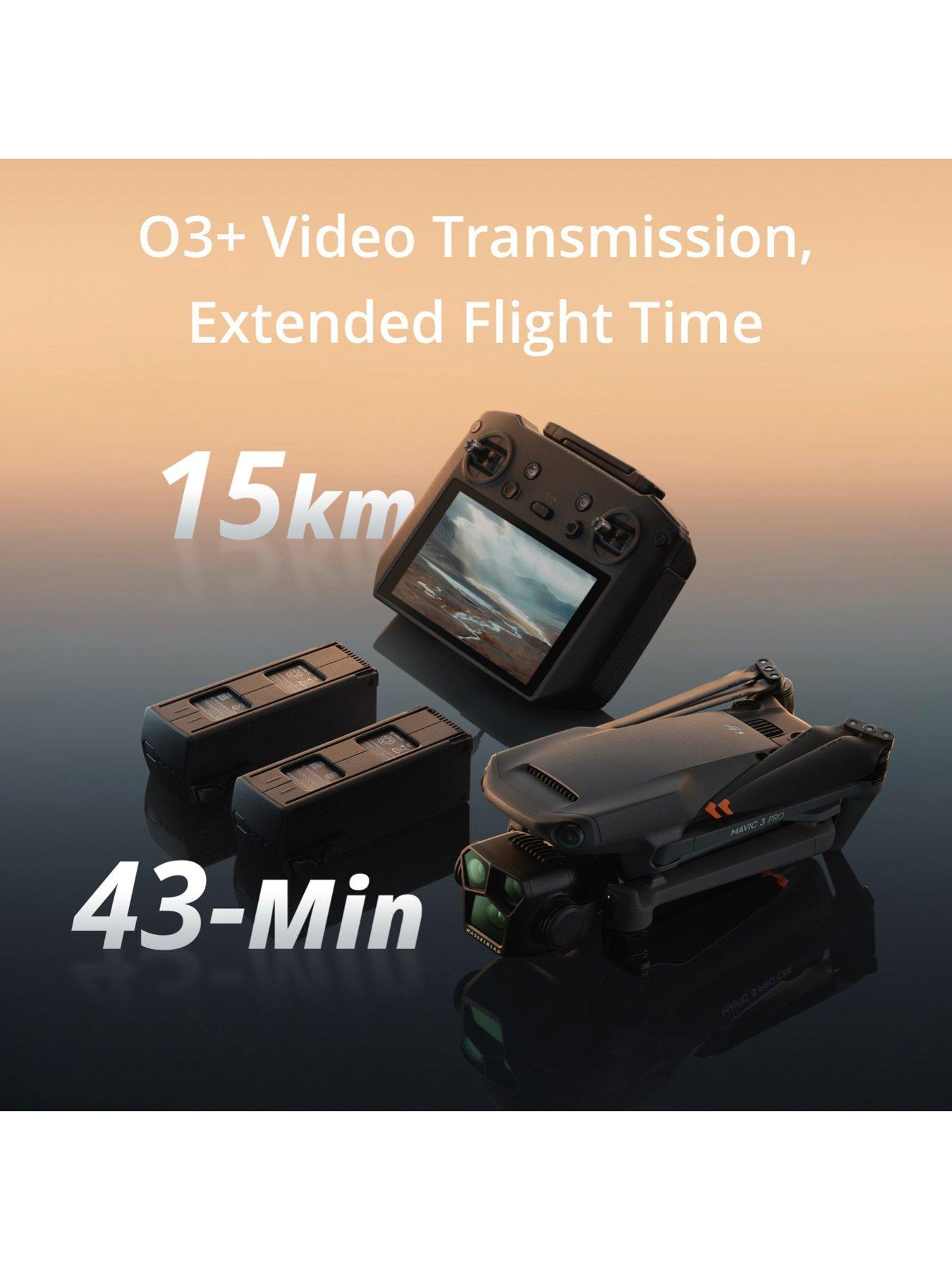 Image 4 of 5 of DJI Mavic 3 Pro Fly More Combo (RC Pro)