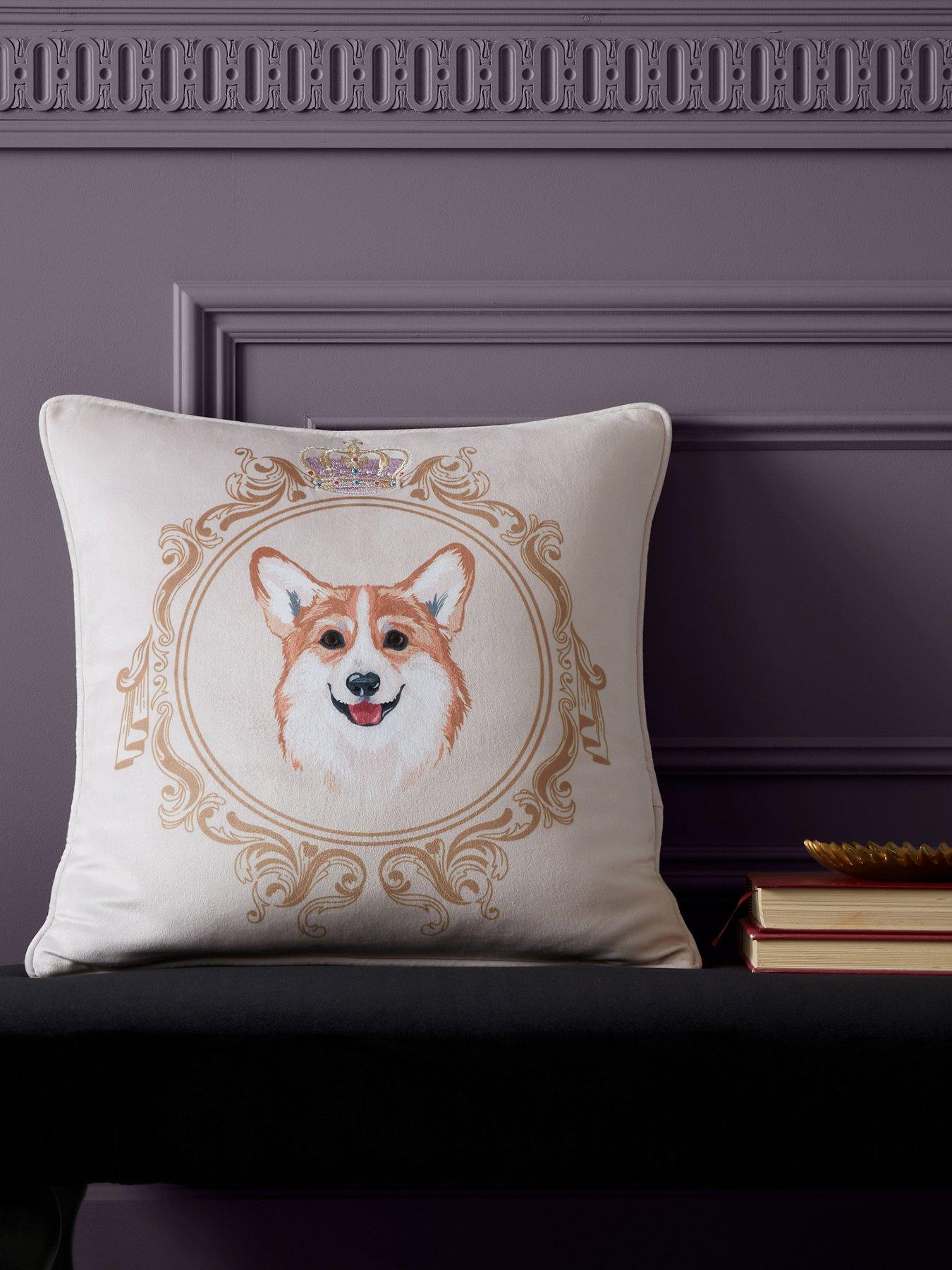 bridgerton-by-catherine-lansfield-mr-newton-corgi-cushionnbsp