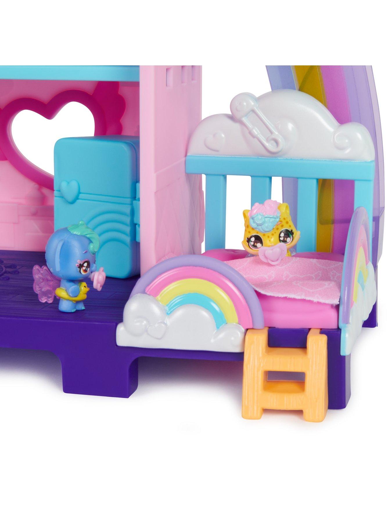 Hatchimals Alive HatchiNursery Playset with 4 Mini Figures in Self