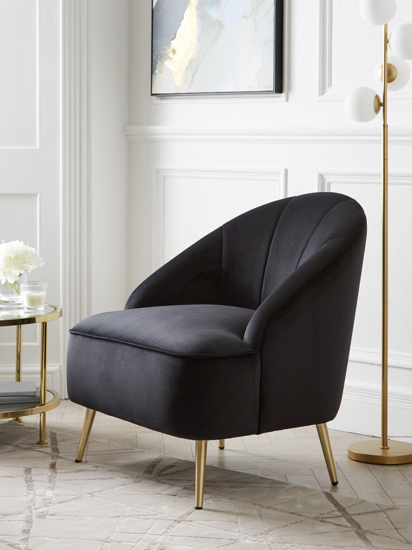 Black on sale feature chair