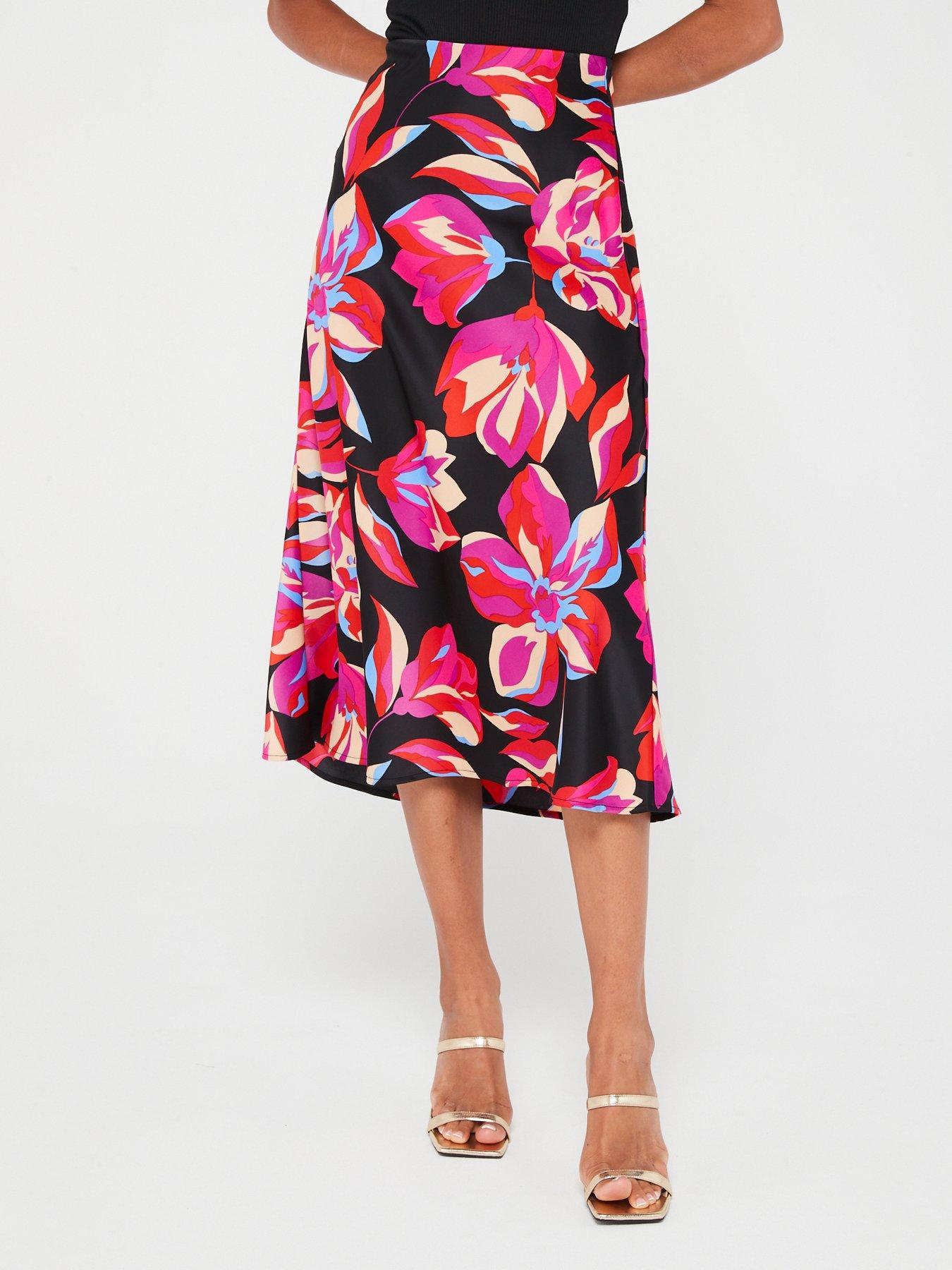 yas-ella-printed-satin-midi-skirt-black