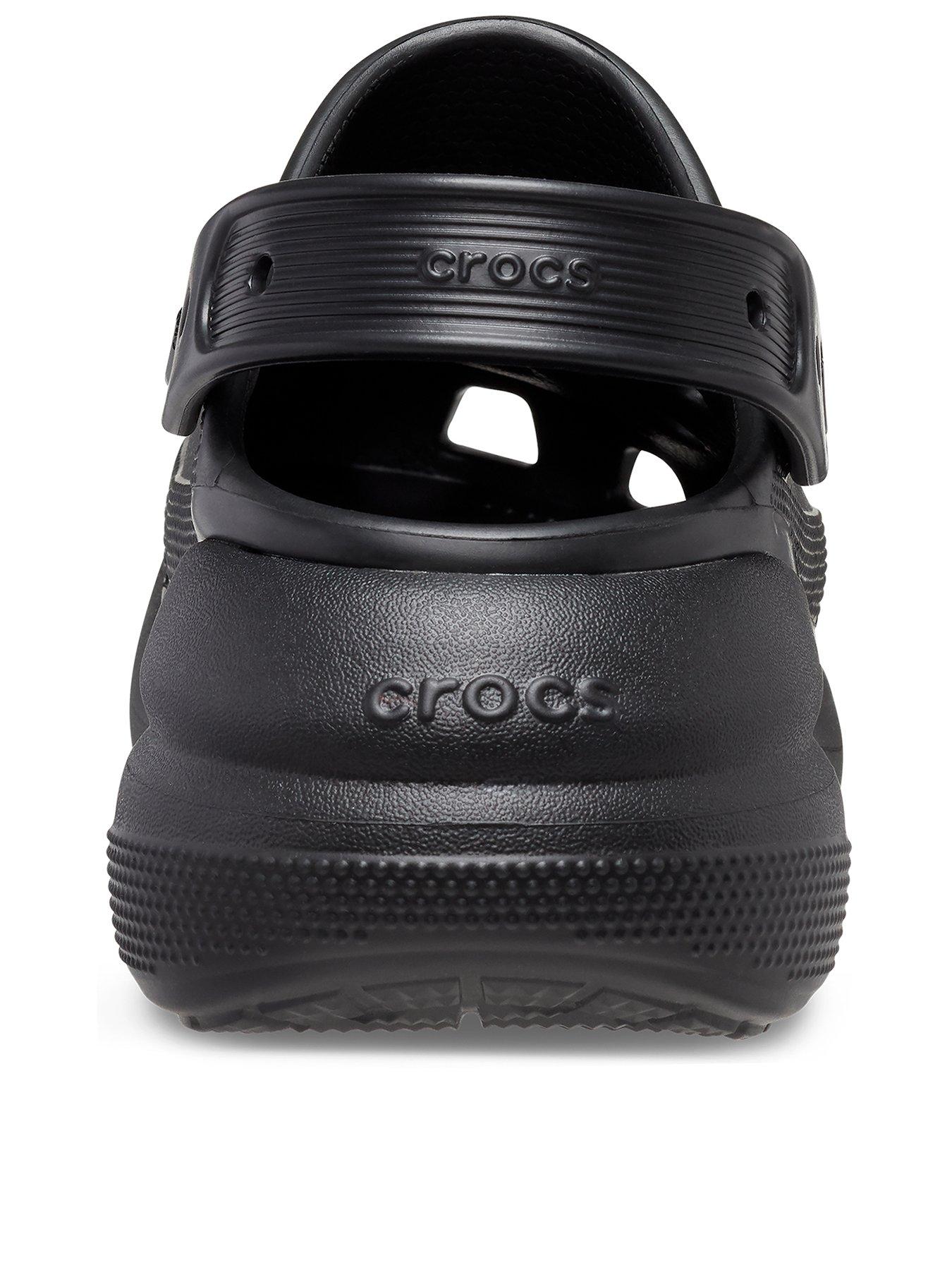 Black deals crocs sale