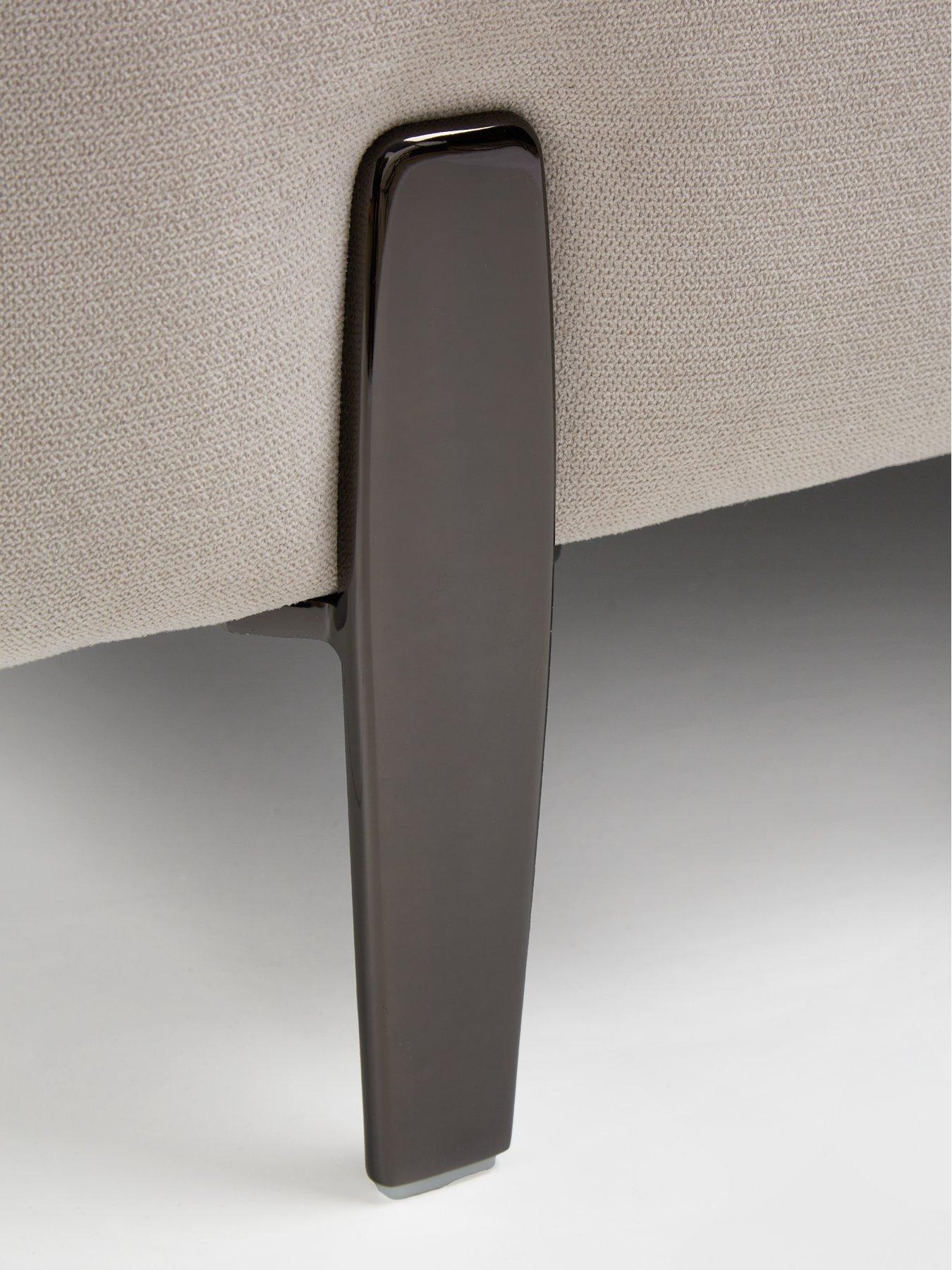 Image 6 of 6 of Very Home San Antonio Power Recliner Right Hand Corner Group with Charging Ports