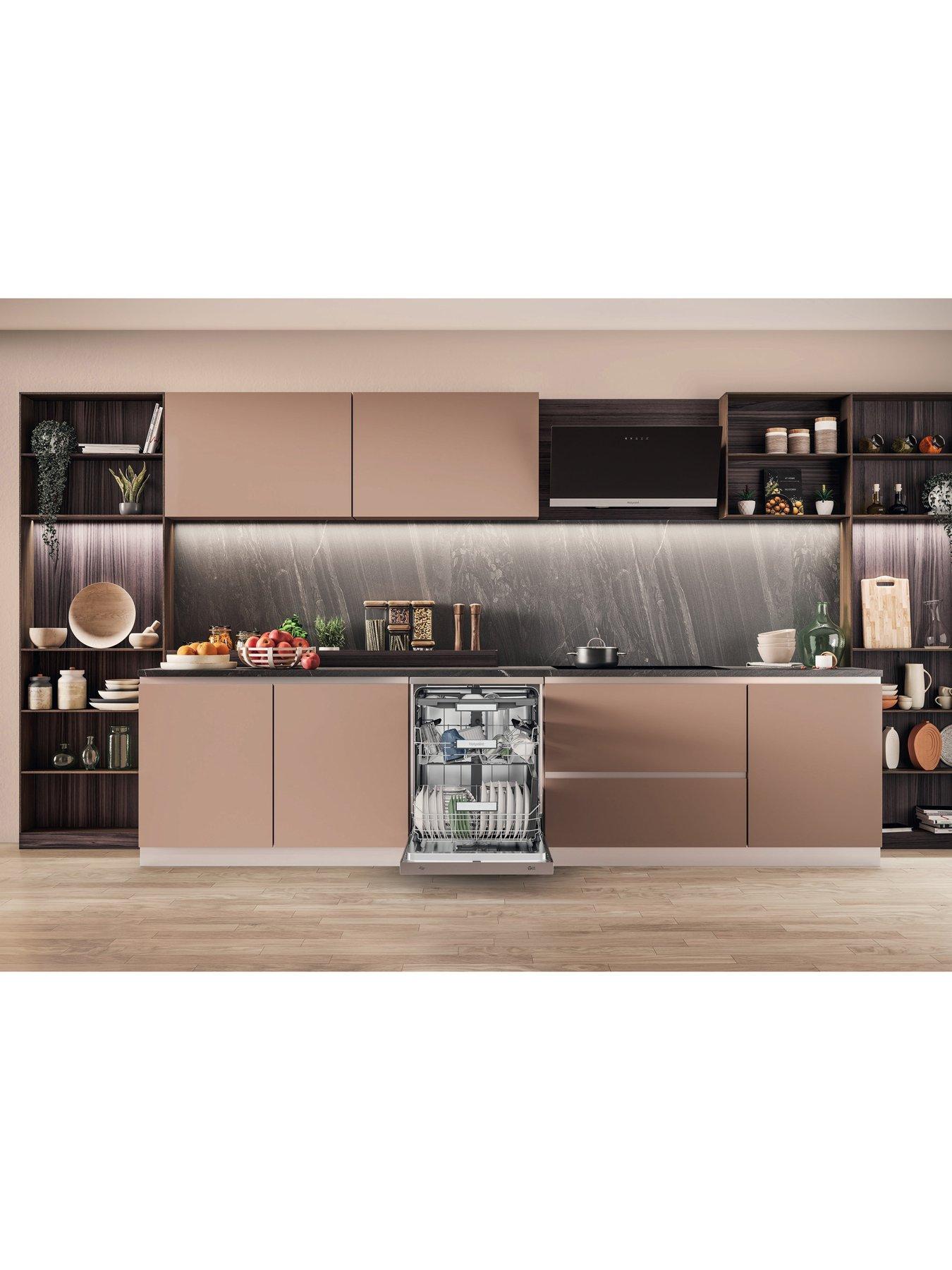 Image 5 of 8 of Hotpoint H7FHS51XUK Fullsize 15 Place Setting Freestanding Dishwasher - Silver