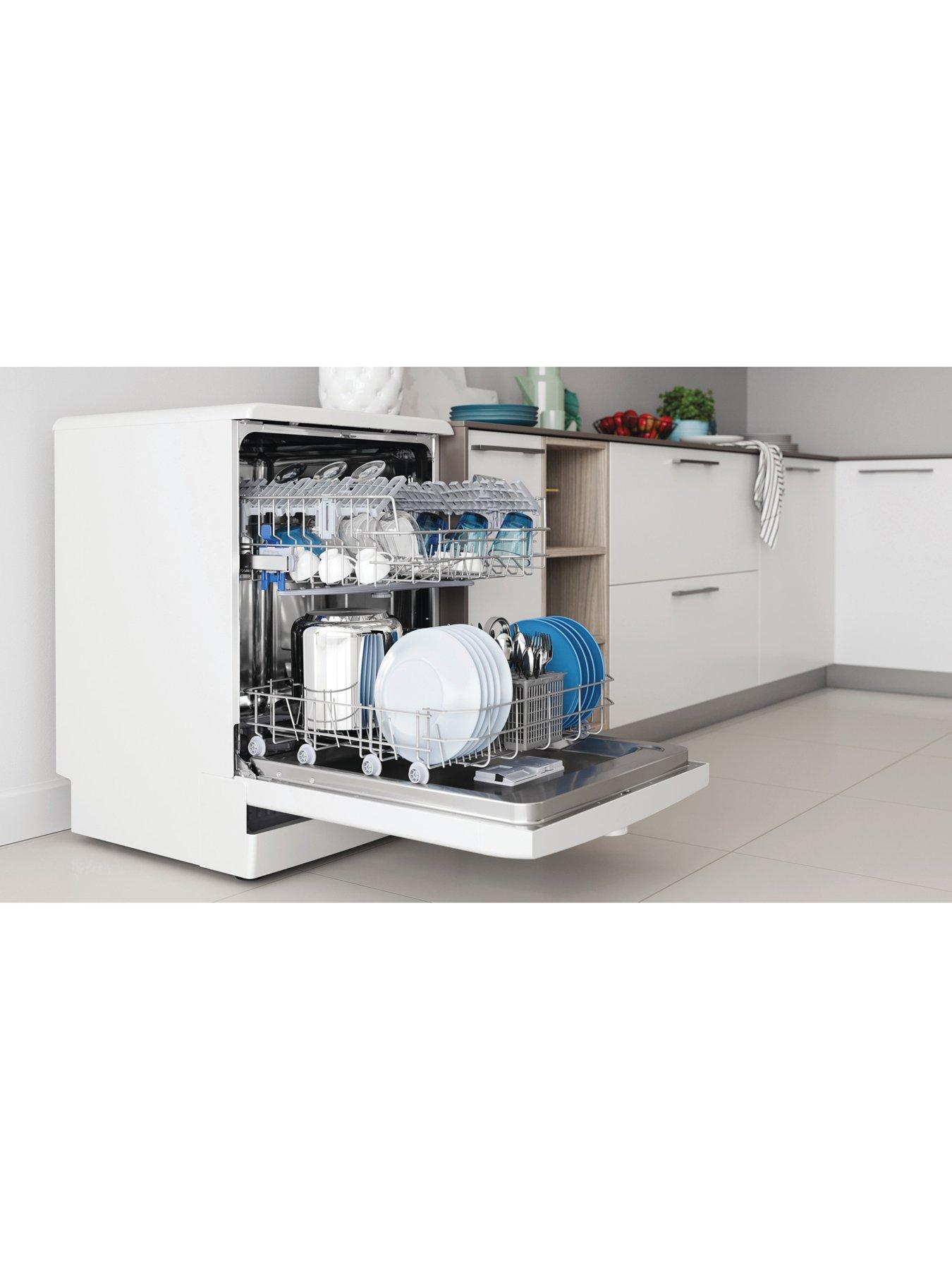 Image 5 of 7 of Indesit D2FHK26 Fullsize 14-Place Setting Freestanding Dishwasher - White