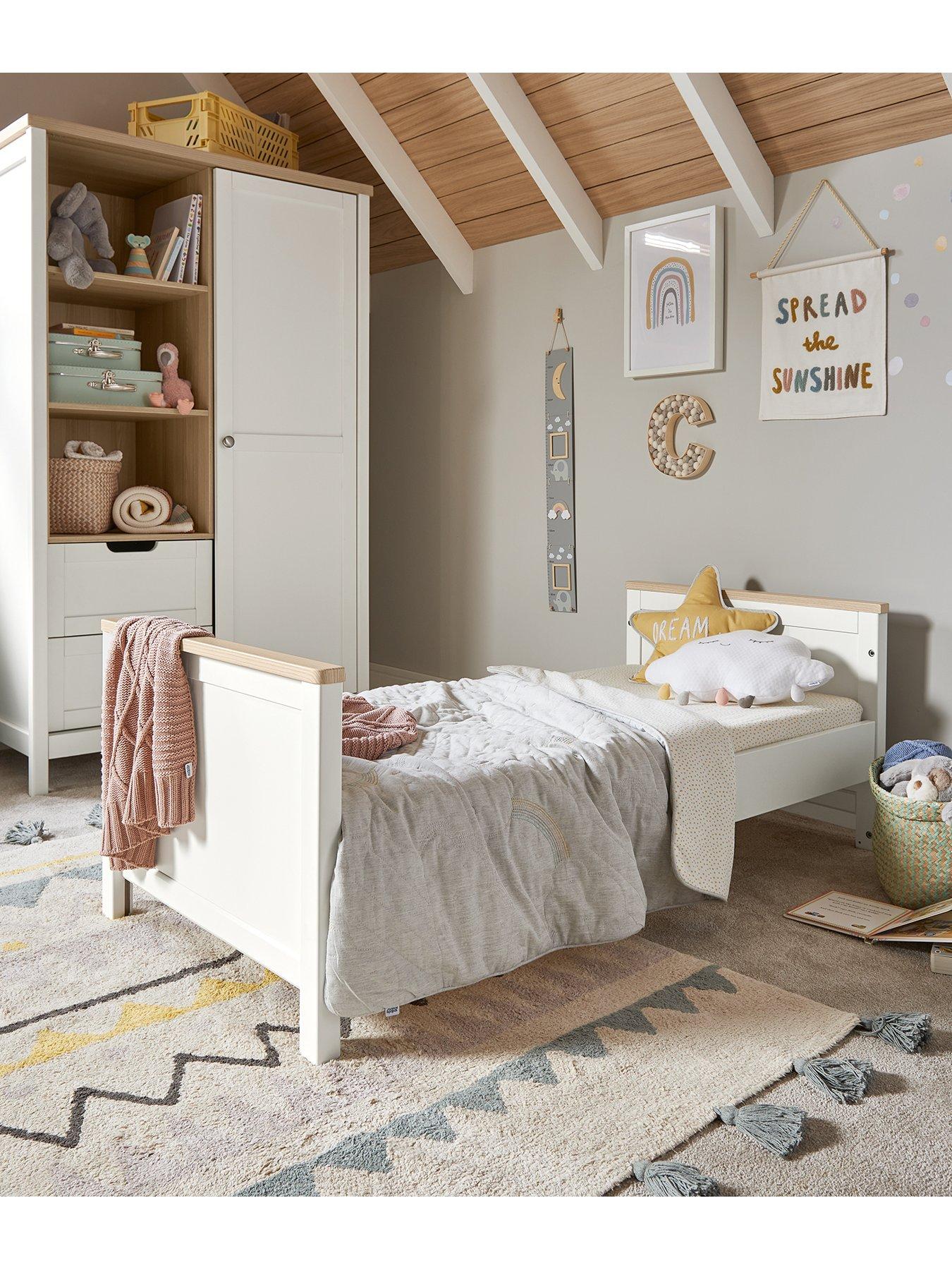 Image 6 of 7 of Mamas & Papas Harwell 3 Piece Furniture Range - White/Natural