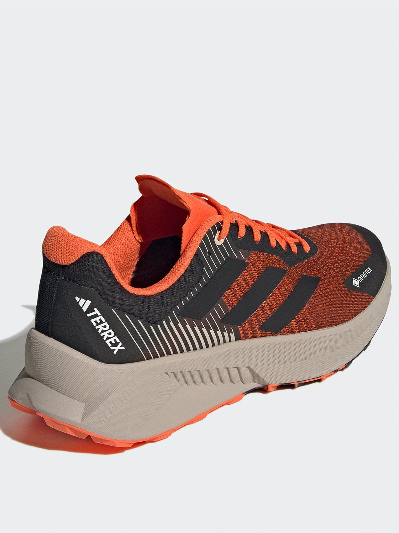 Running shoes outlet clearance mens