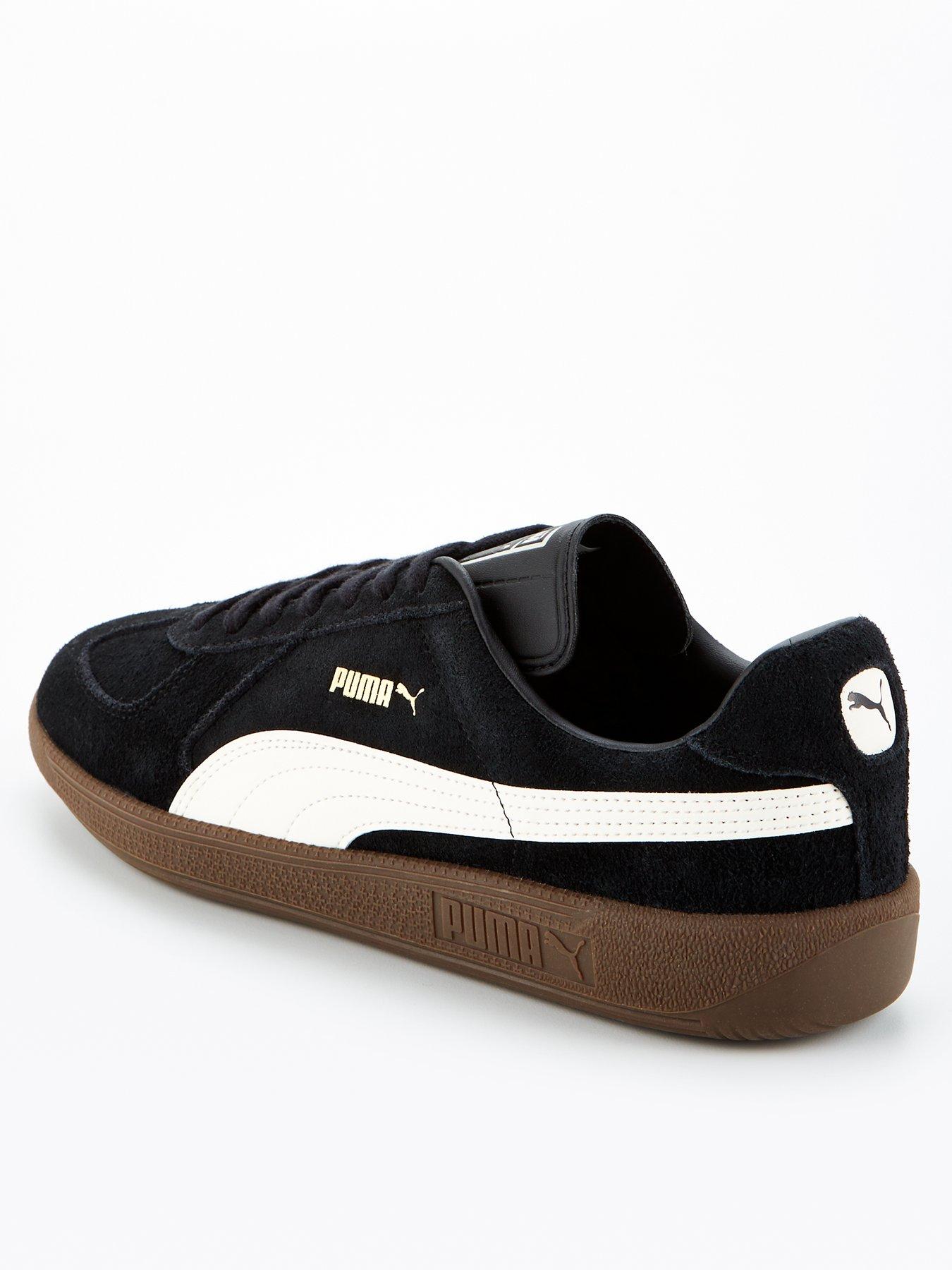 Puma suede store brown sole