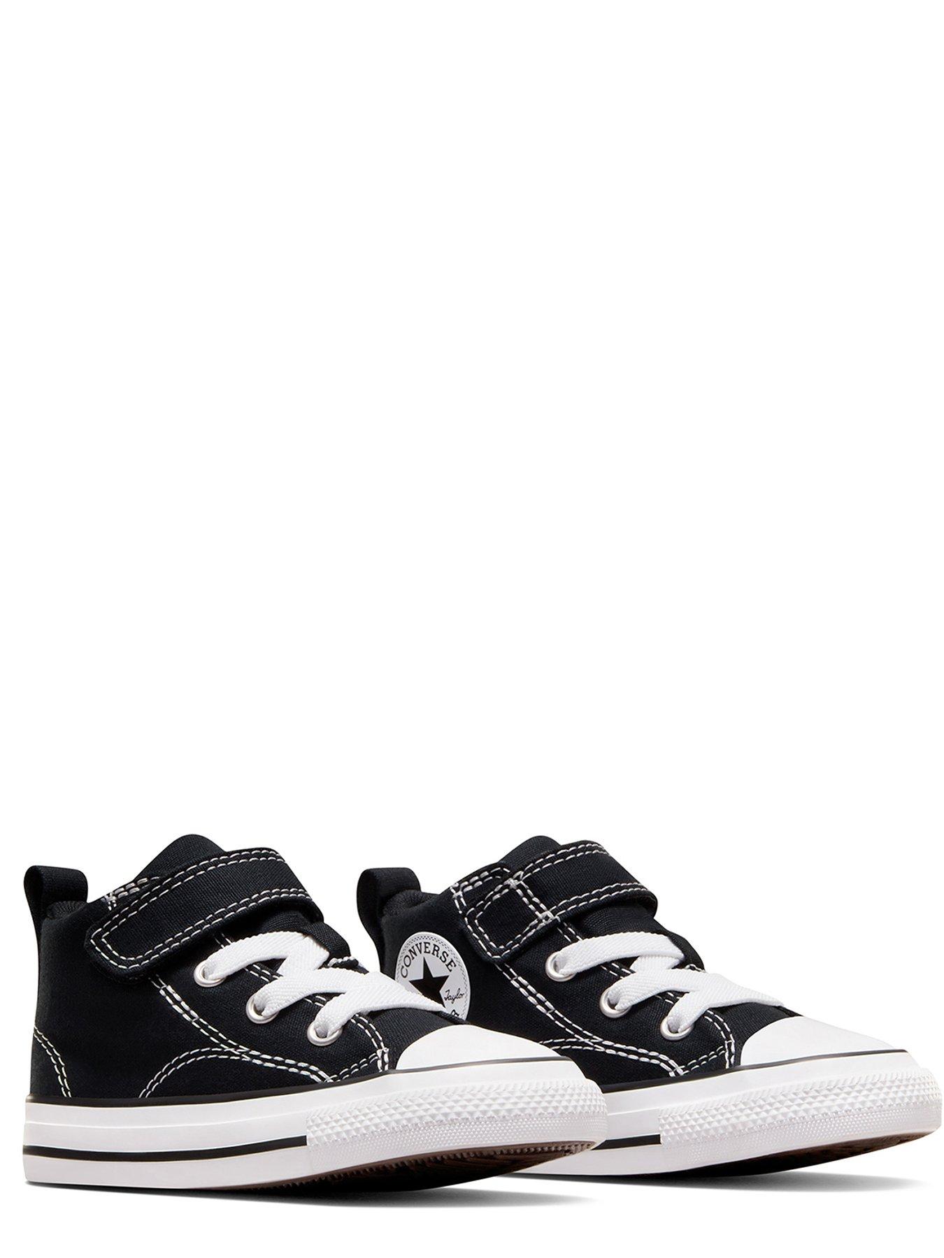 Infant black hotsell and white converse