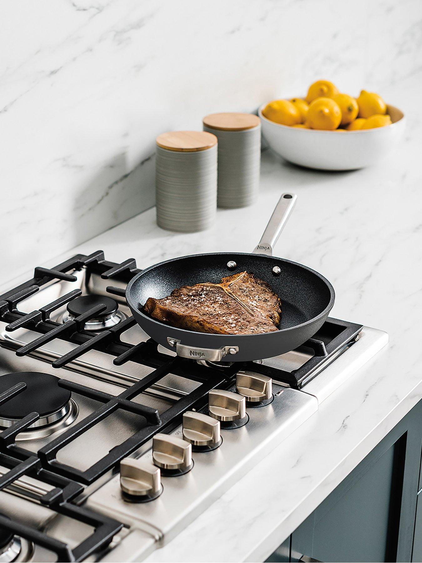 Image 4 of 6 of NINJA Zerostick Stackable 2-piece Frying Pan Set (24cm/28cm) - C52200uk