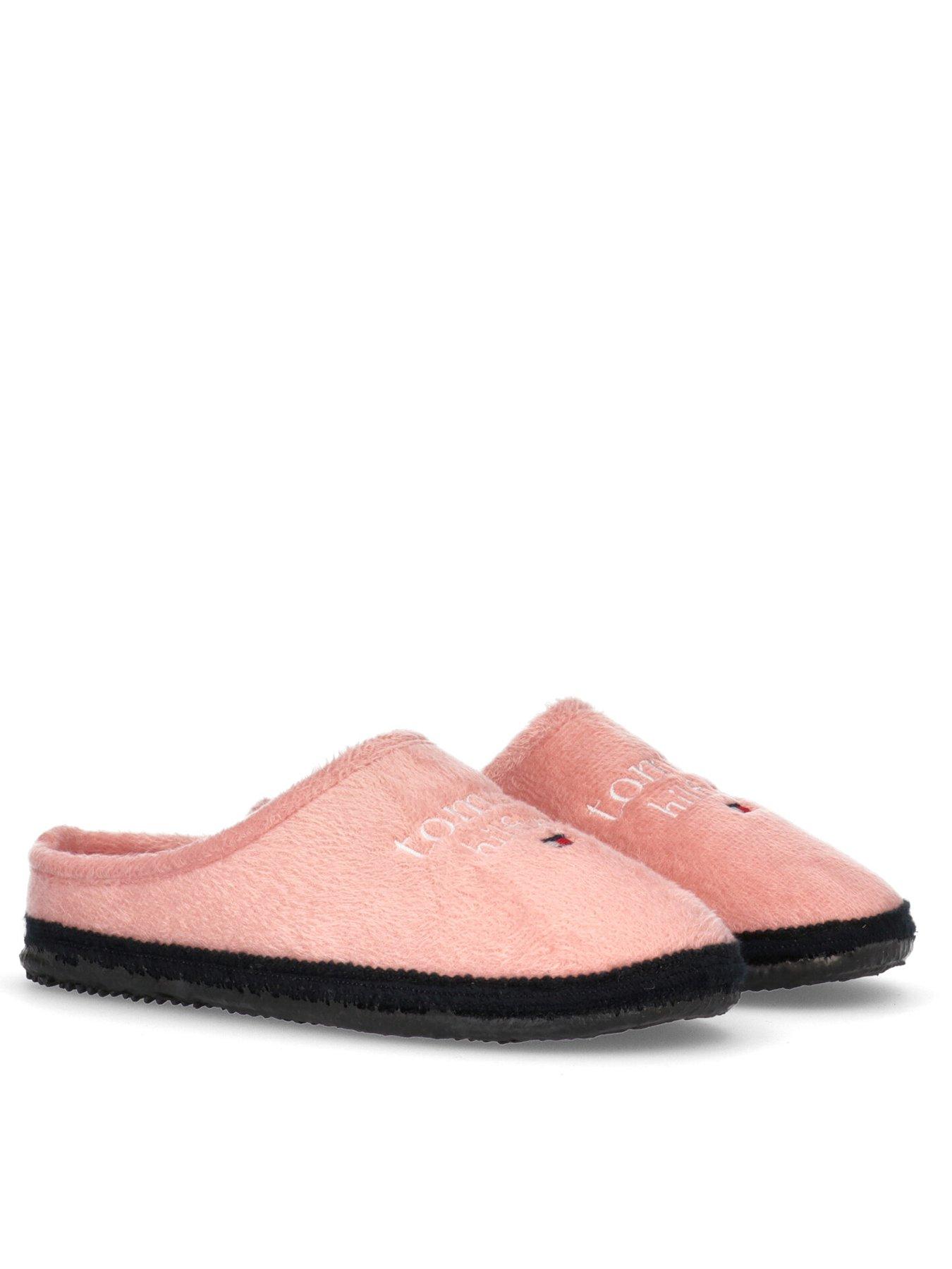 Very sale 2024 ugg slippers