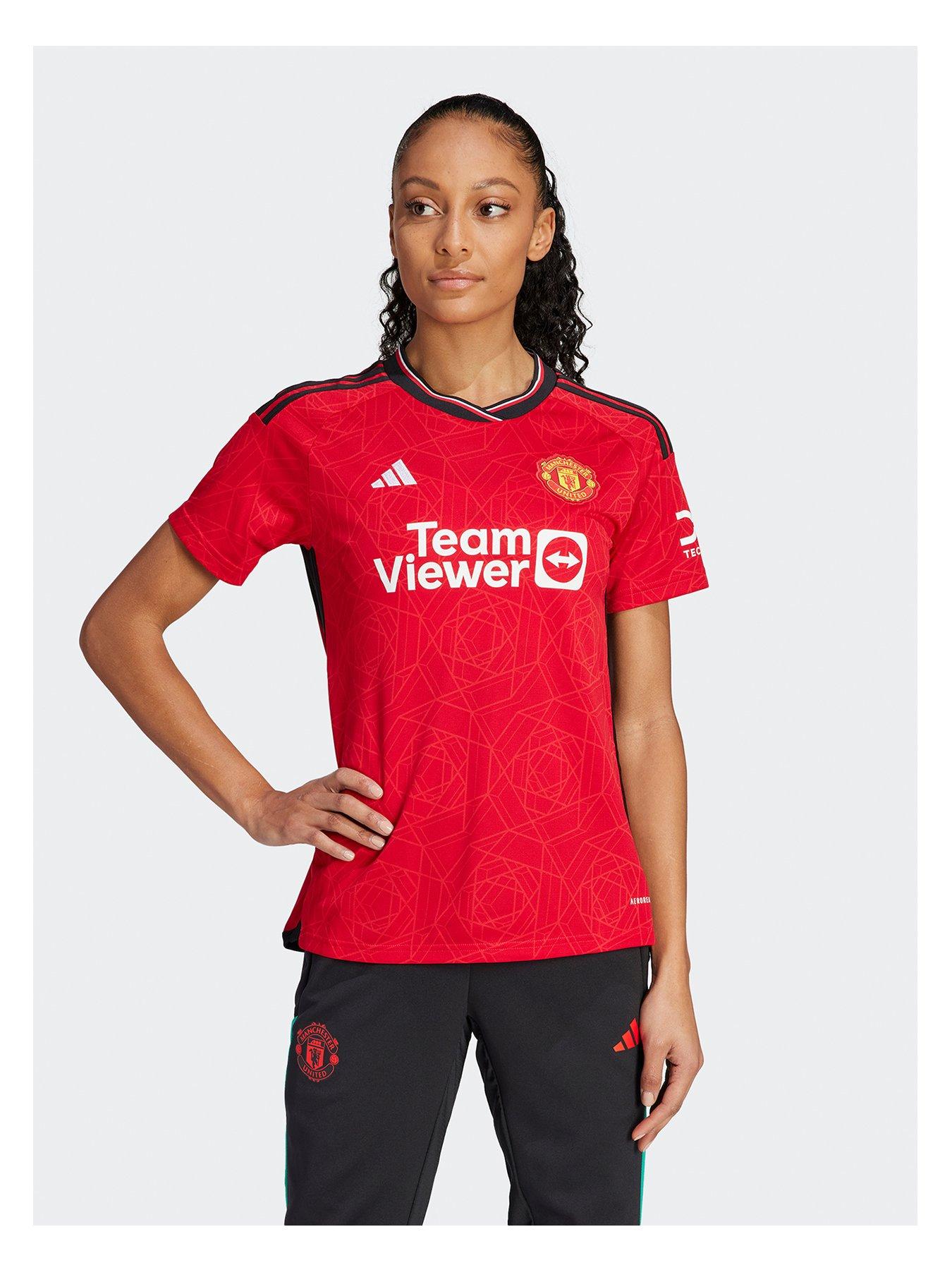 Adidas man united store kit