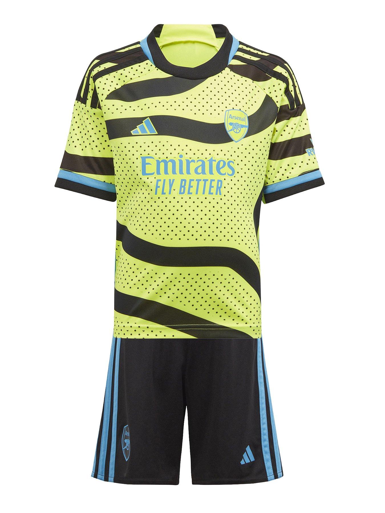 Arsenal shirts and clothing are up to 50% off in Adidas sale