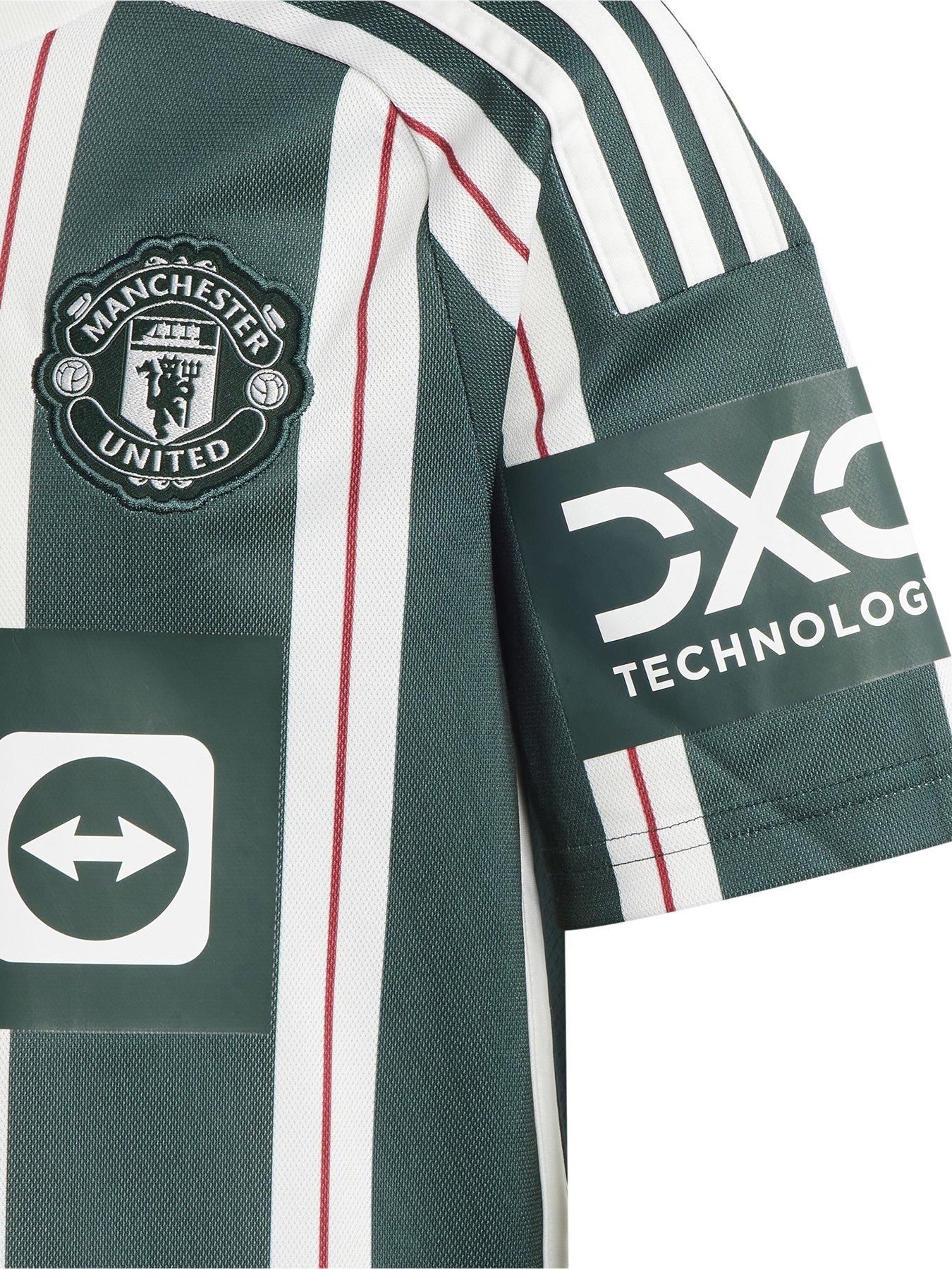 Junior man utd kit