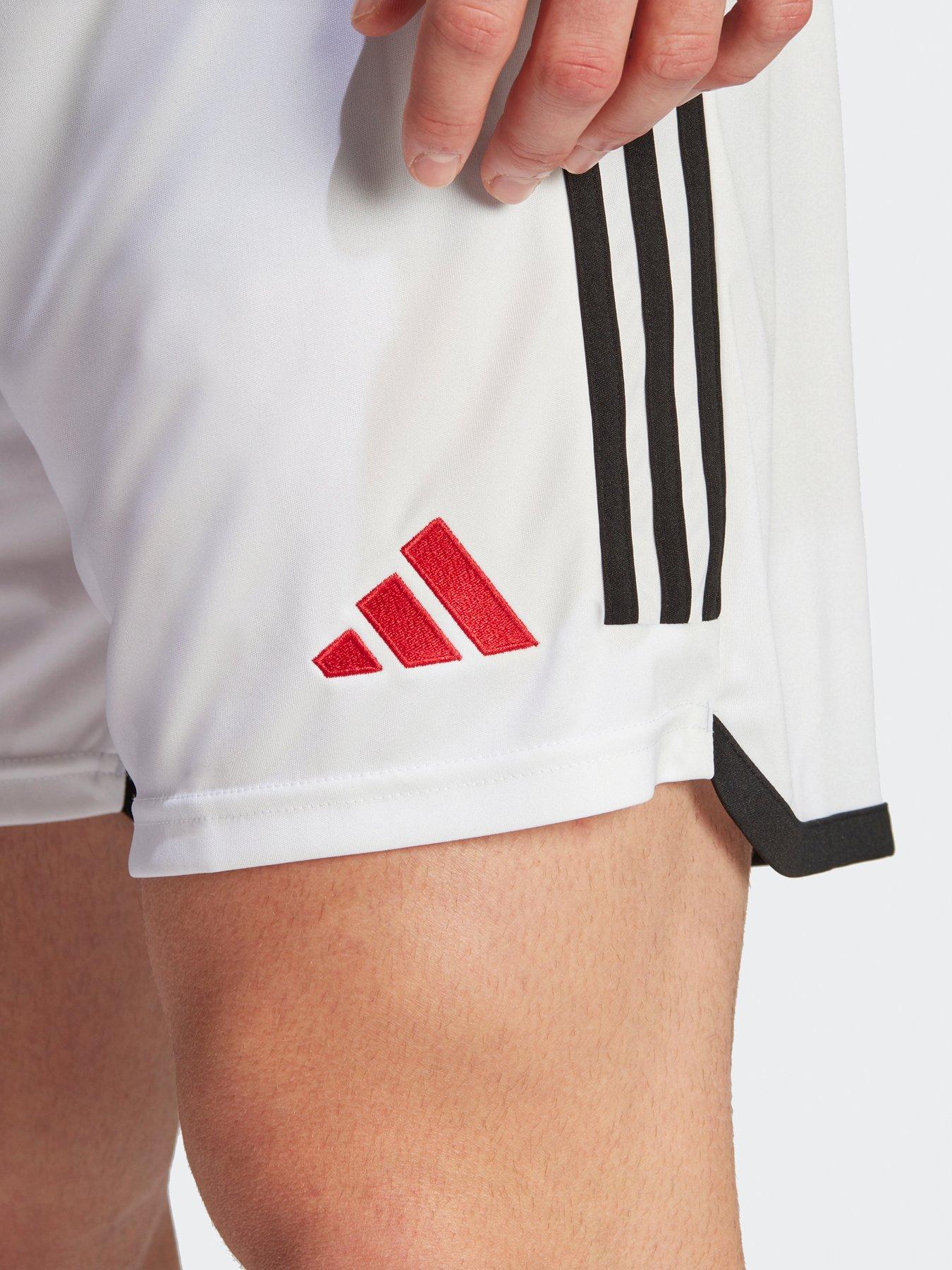 Image 4 of 5 of adidas Manchester United&nbsp;23/24 Home Stadium Shorts - White