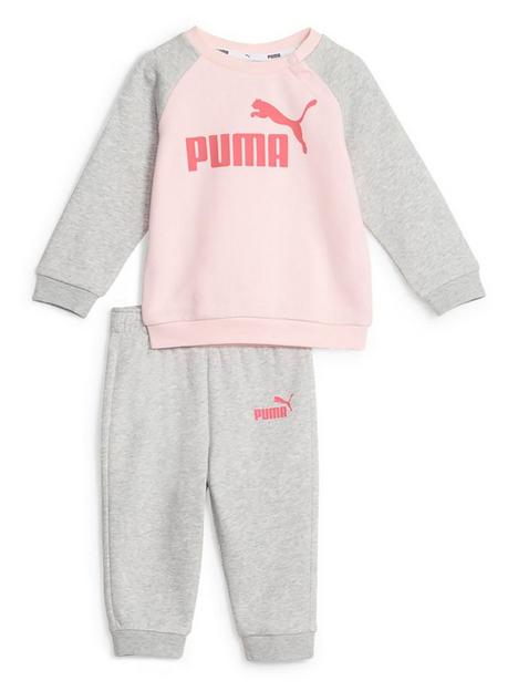 puma-minicats-essentials-raglan-crew-fleece-jogger-set-pink