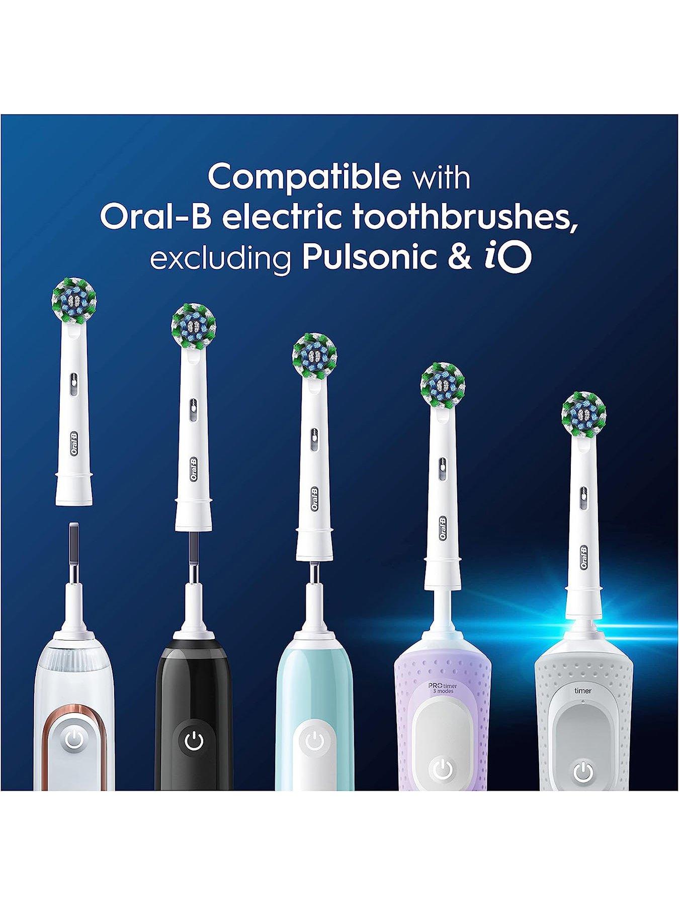 Image 6 of 6 of Oral-B Cross Action 4ct