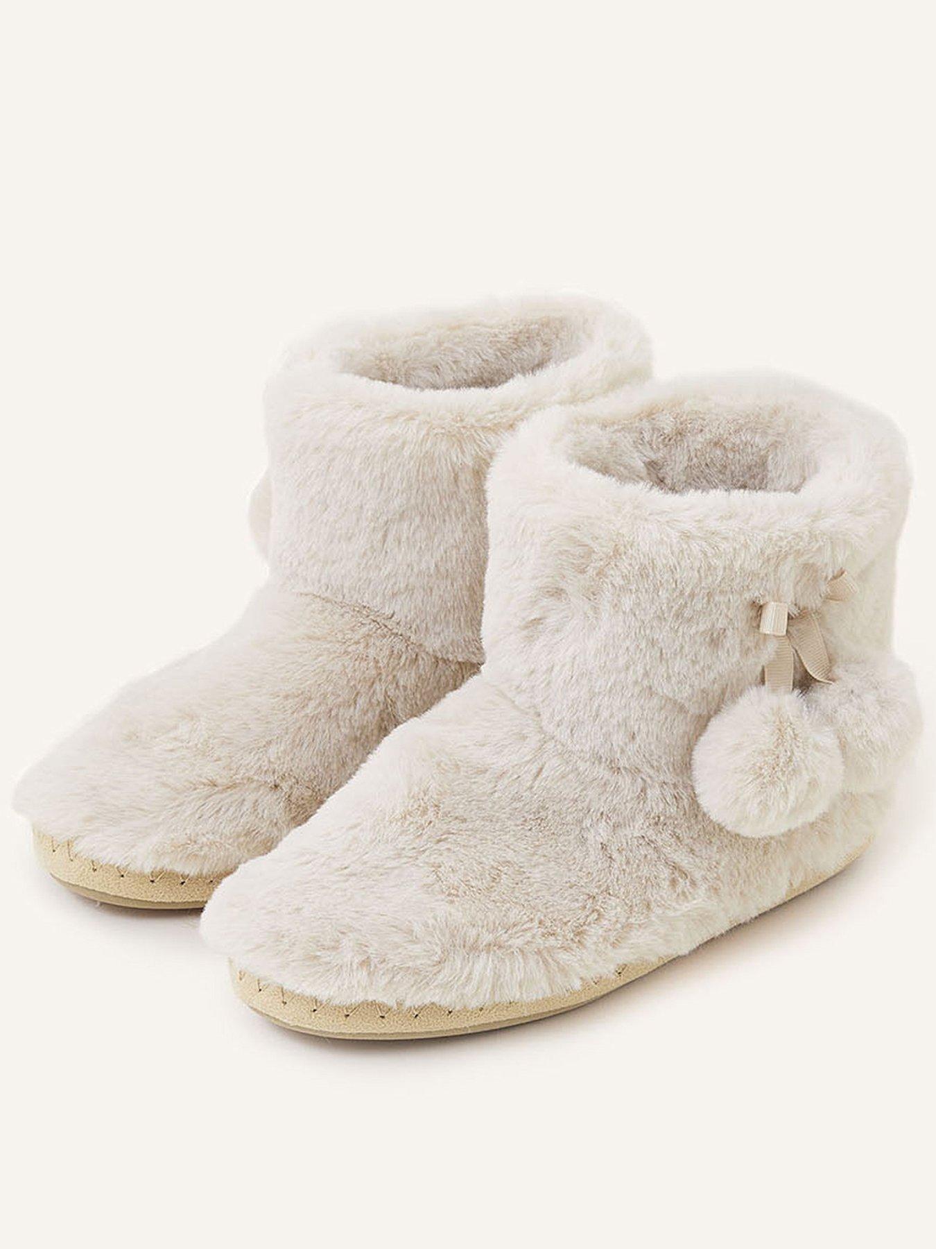 White on sale slipper boots