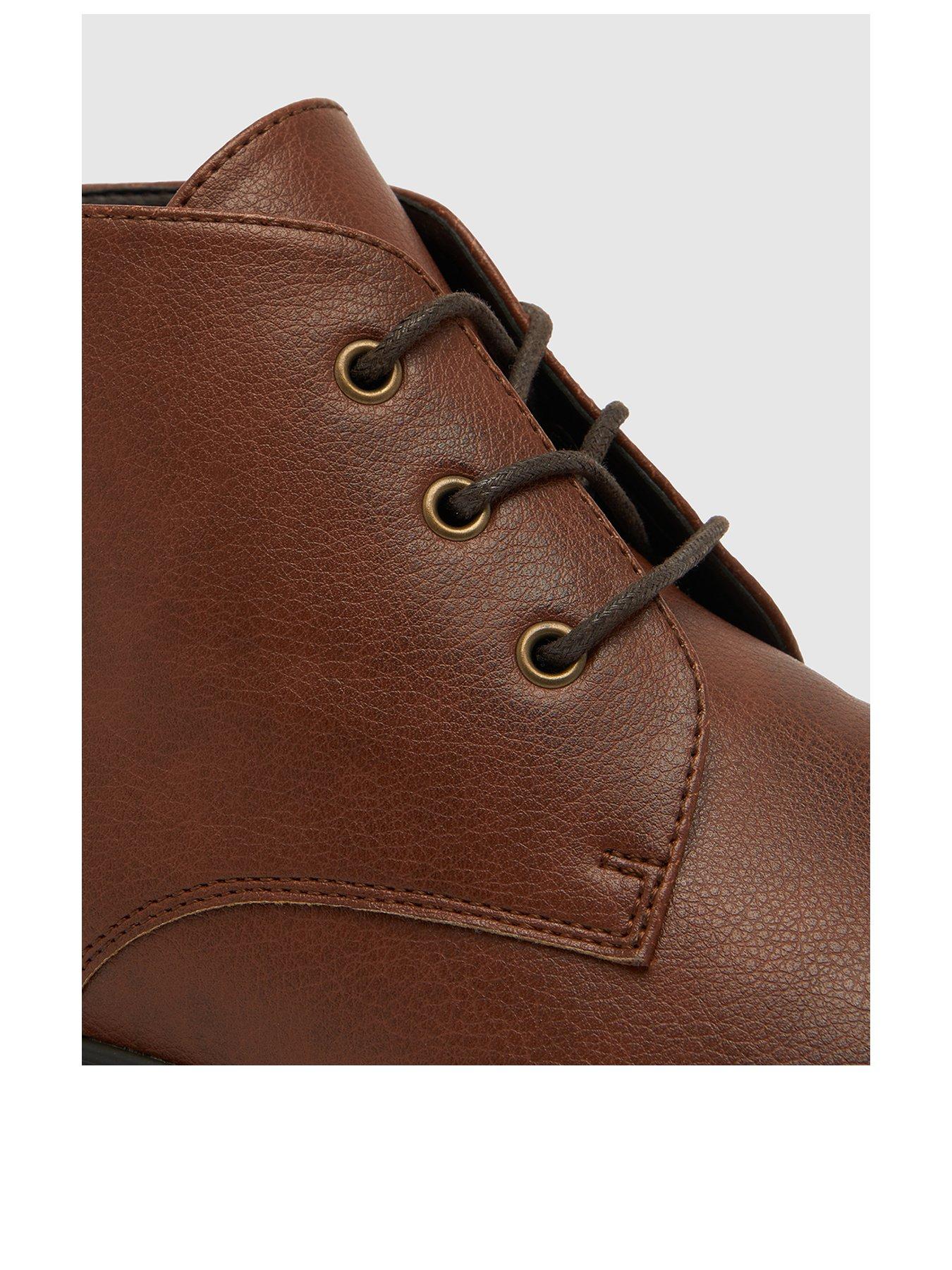 Grayson chukka sale