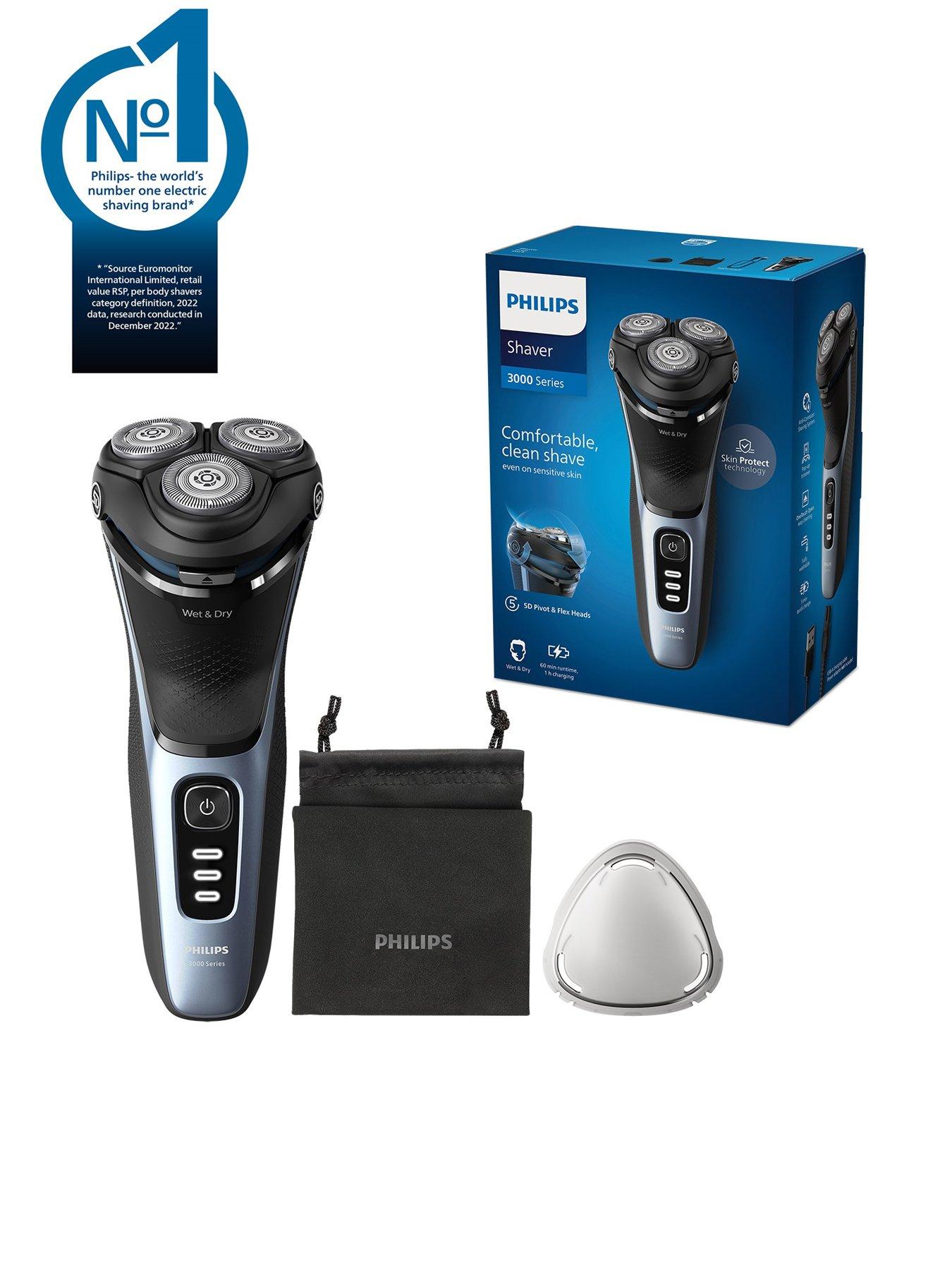 Image 2 of 8 of Philips Series 3000 Wet &amp; Dry Electric Shaver with Pop-up trimmer, S3243/12