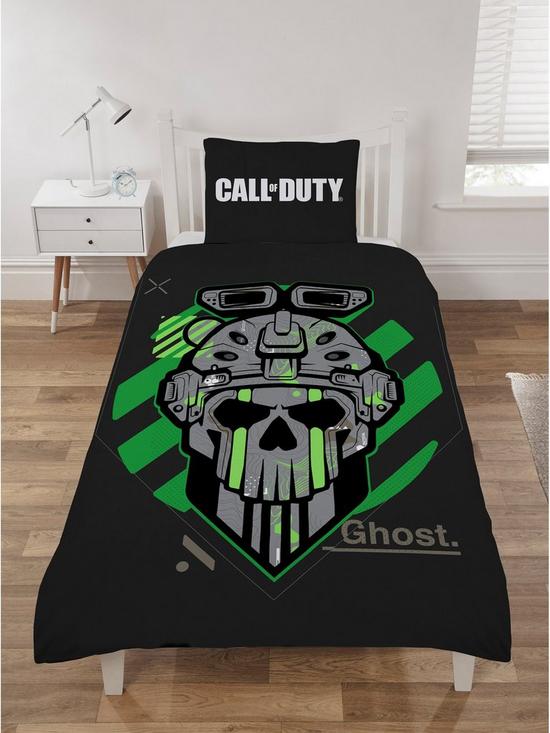 front image of call-of-duty-ghost-single-duvet-cover-set-multi