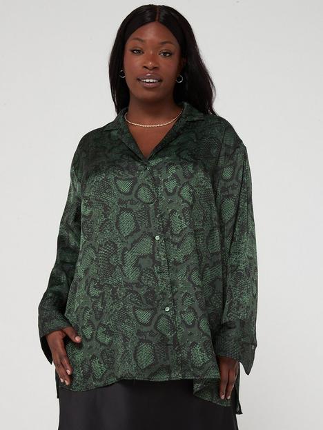 v-by-very-curve-long-sleeve-snake-print-blouse-green