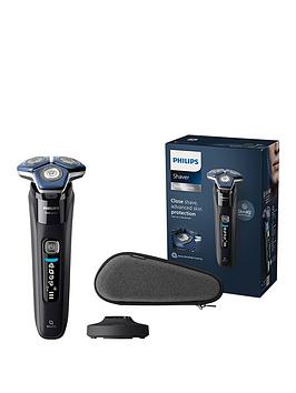 Philips Series 7000 Wet  Dry Men'S Electric Shaver With Pop-Up Trimmer, Travel Case, Charging Stand  Groomtribe App Connection - S7886/35