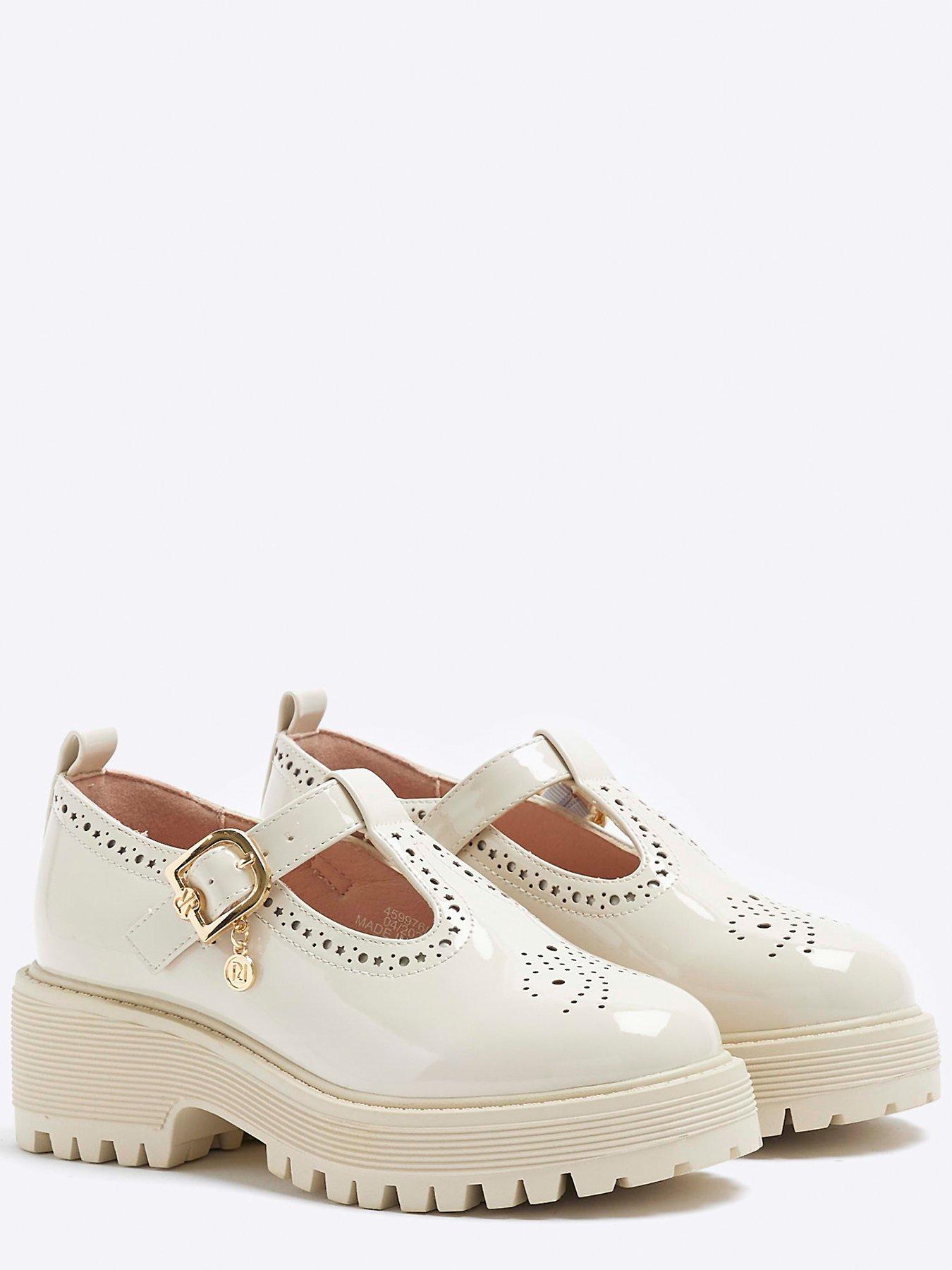 Cream mary jane discount shoes