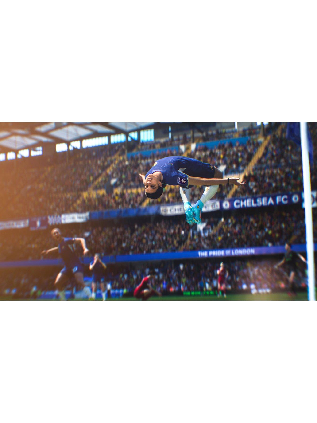 Image 4 of 8 of Xbox EA Sports FC 24