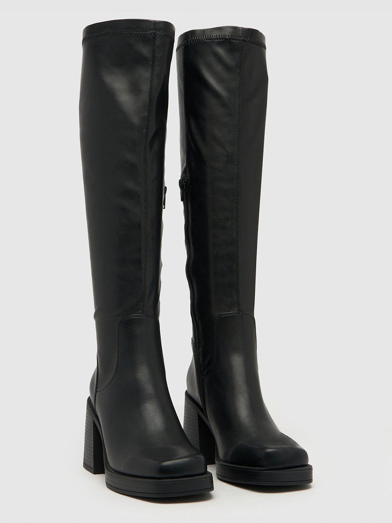 Danielle boots store