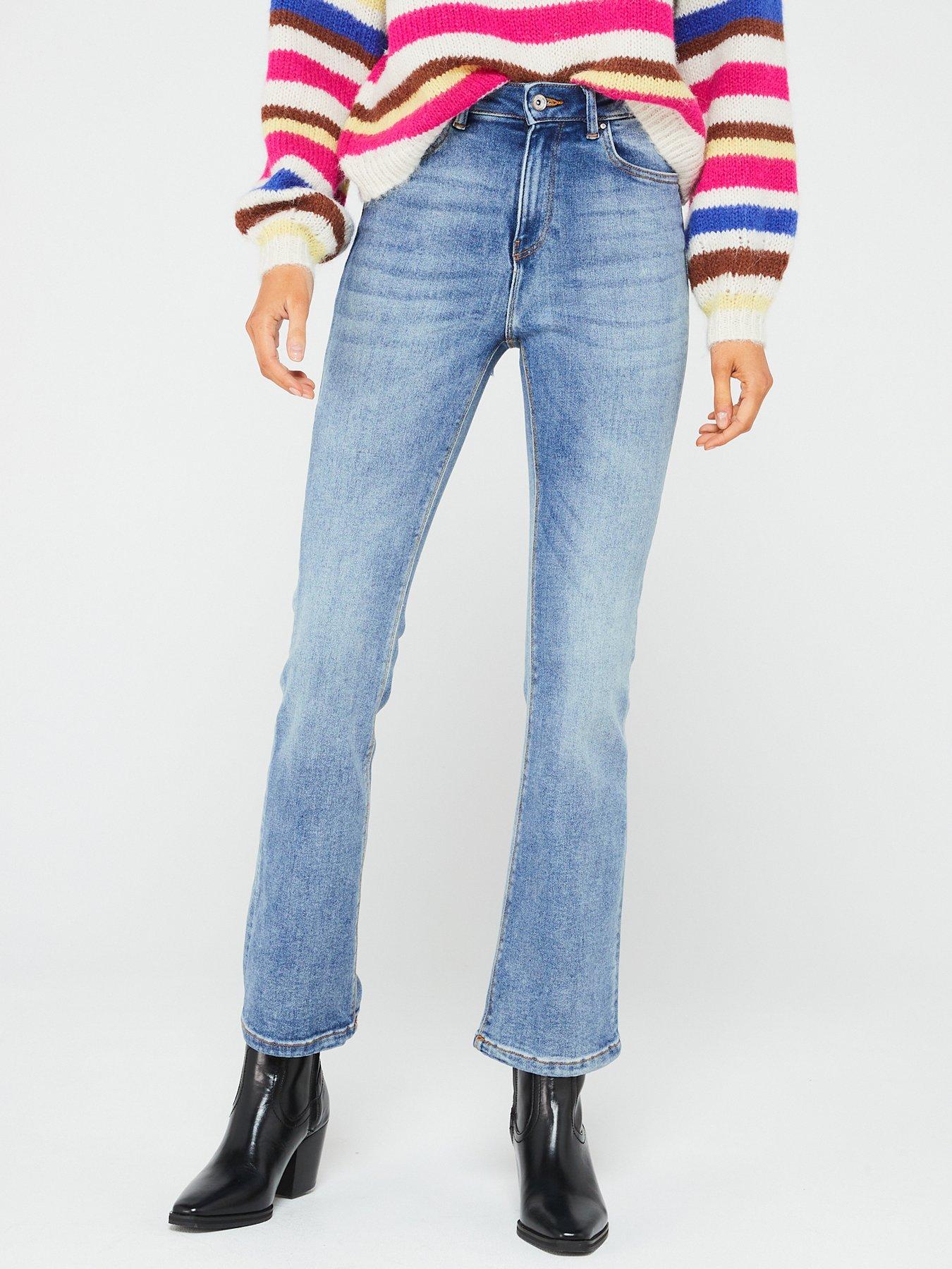 High-waist flared jeans