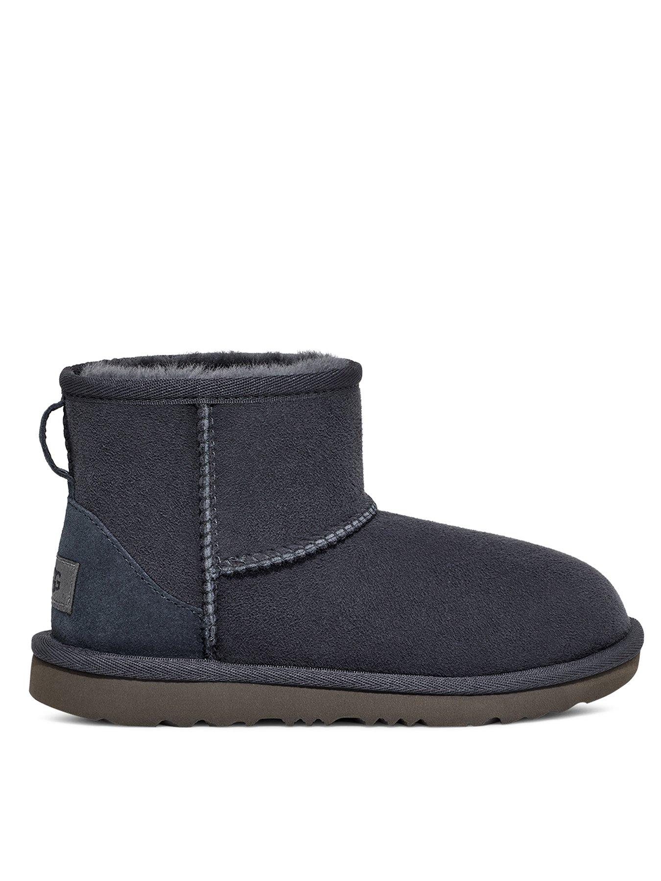 Kids store gray uggs