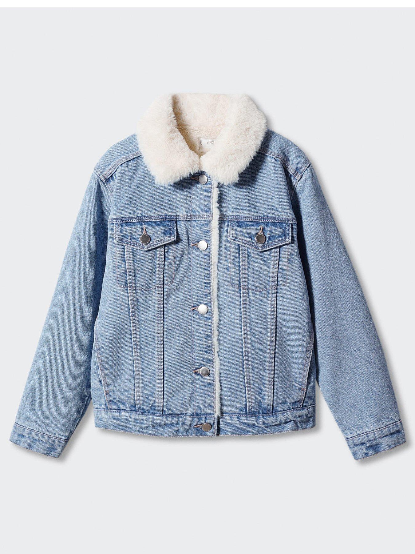 Light wash denim shop jacket with fur collar