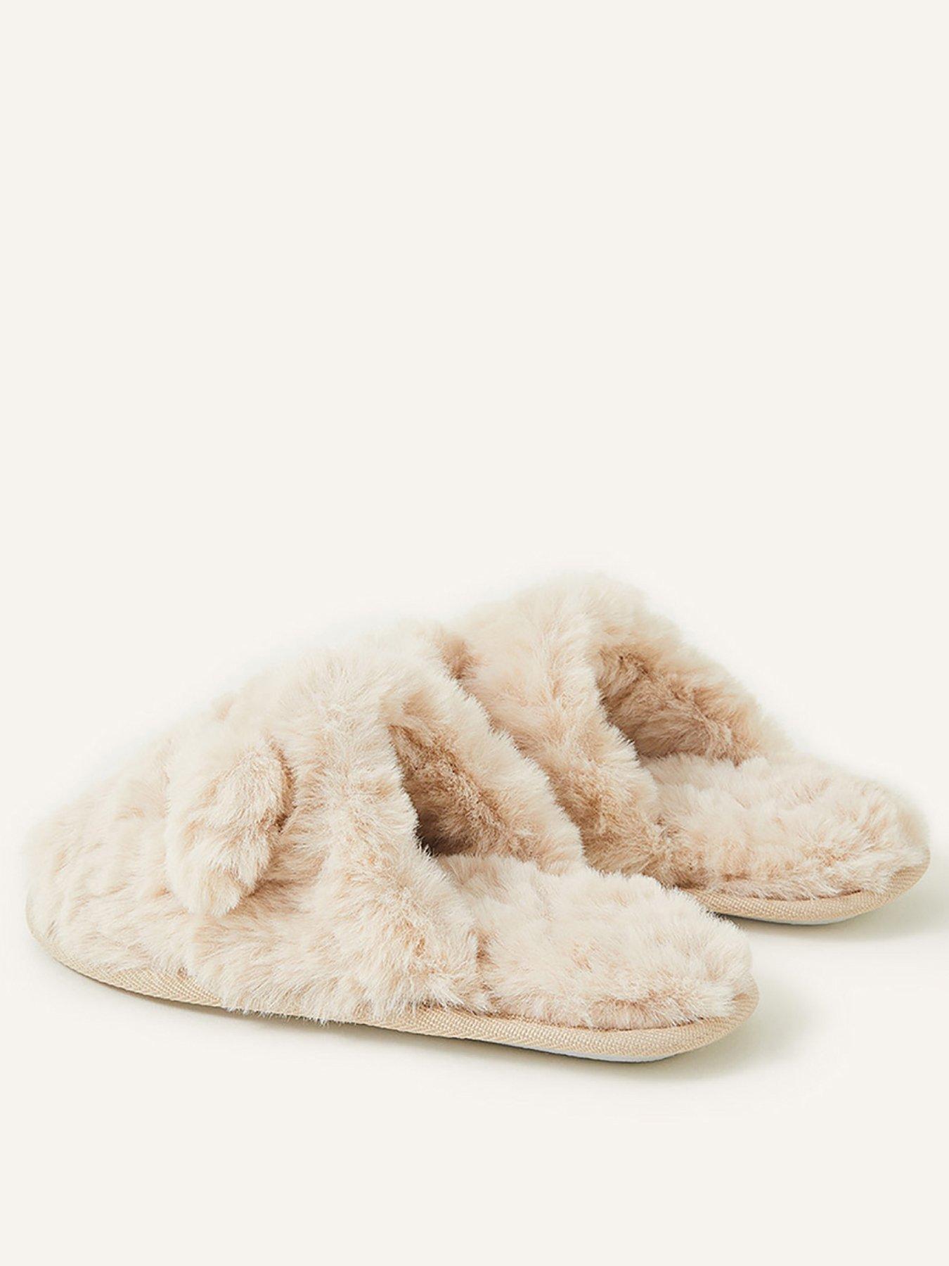 Slippers with mink fur white