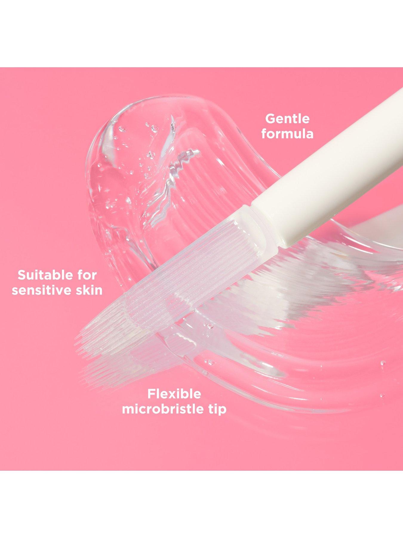 Image 3 of 6 of Benefit Hubba Brow Enhancing Serum