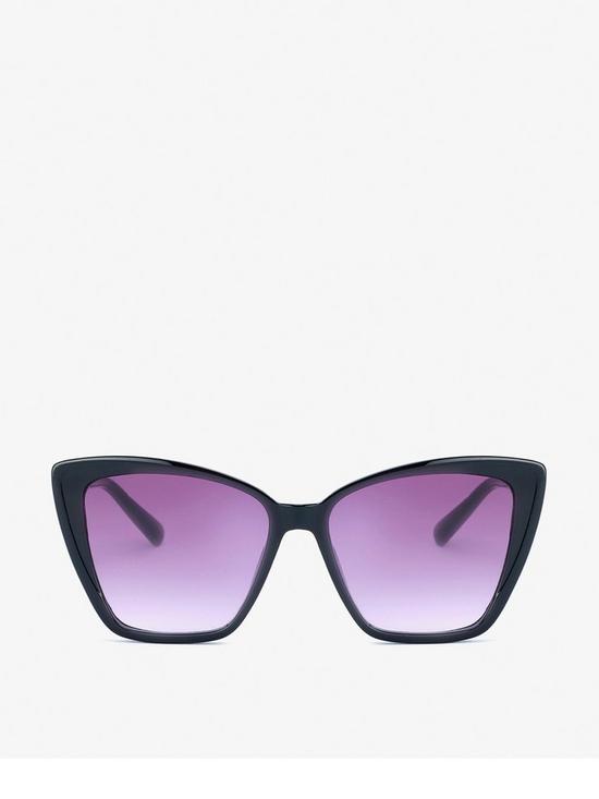front image of mint-velvet-catalina-black-sunglasses