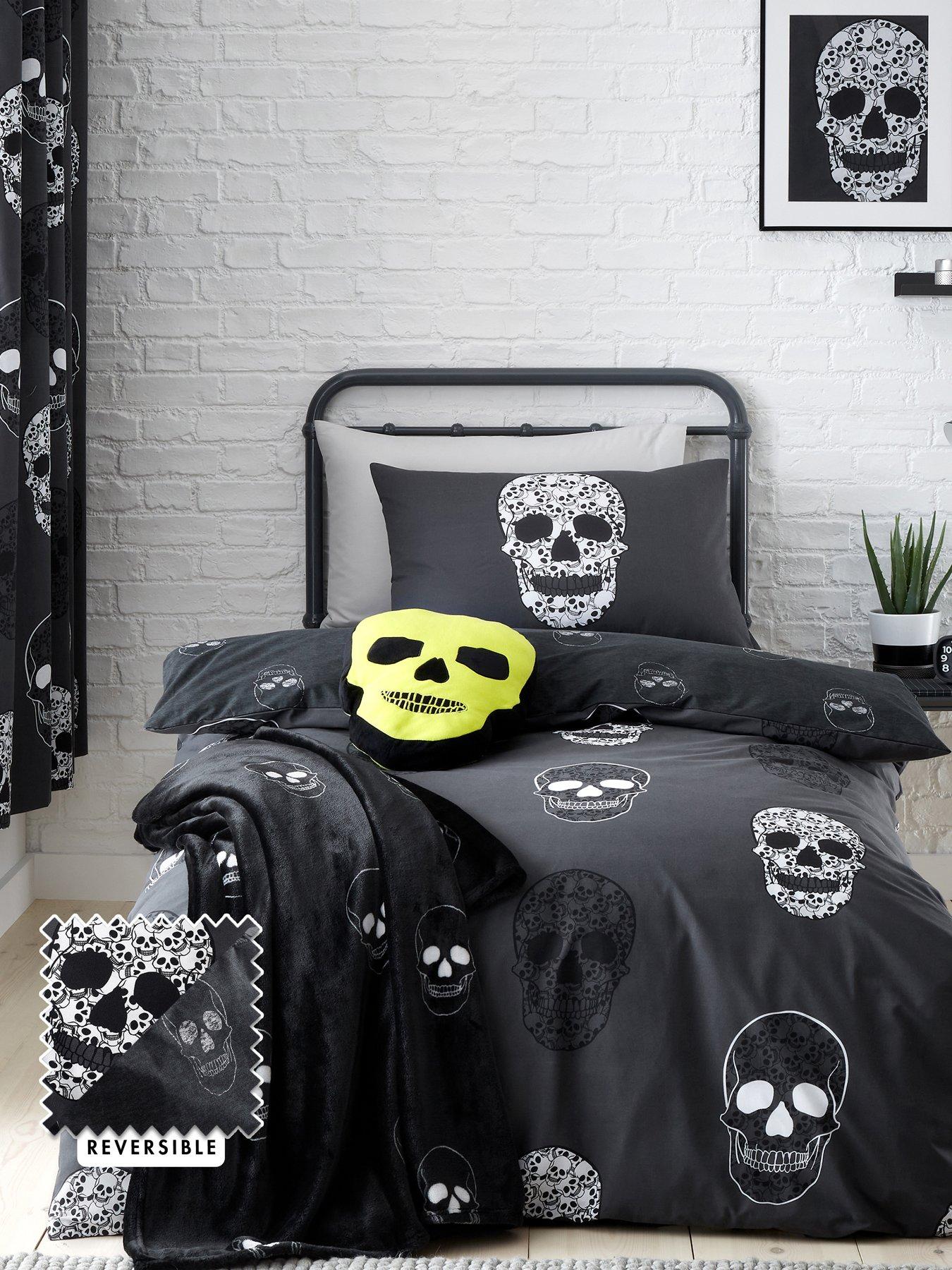 Product photograph of Catherine Lansfield Skulls Duvet Set from very.co.uk